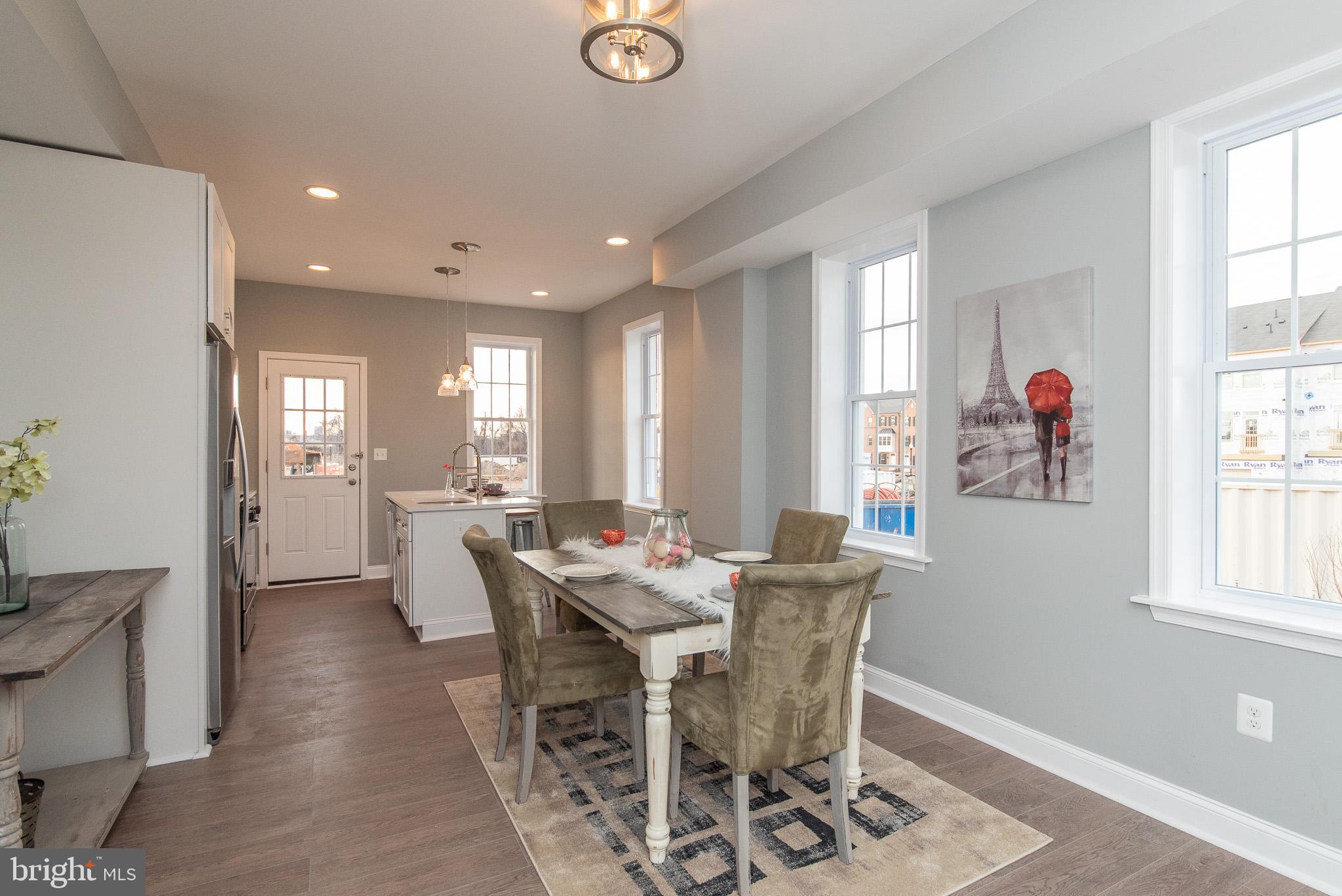 GREEKTOWN - Residential