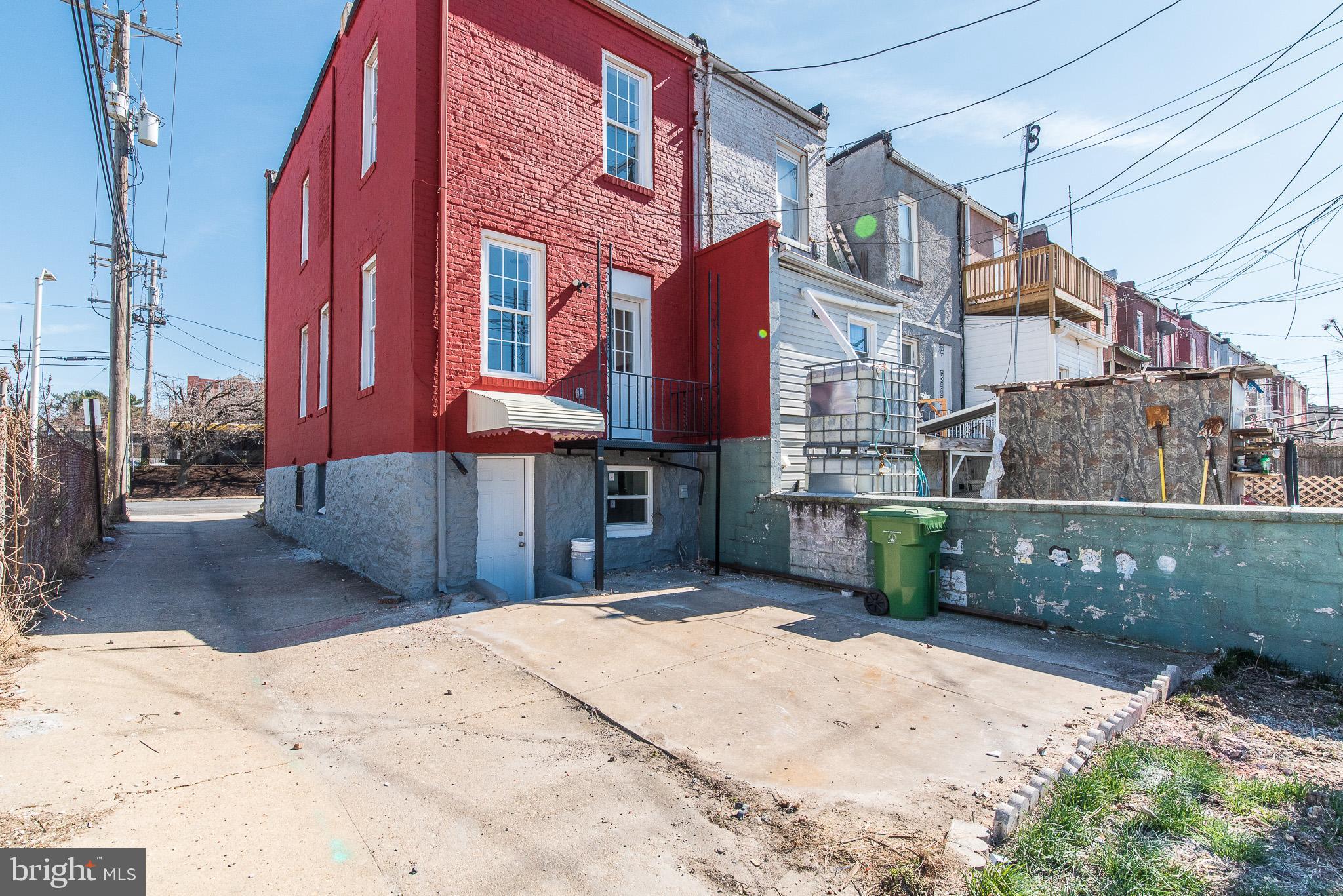 GREEKTOWN - Residential