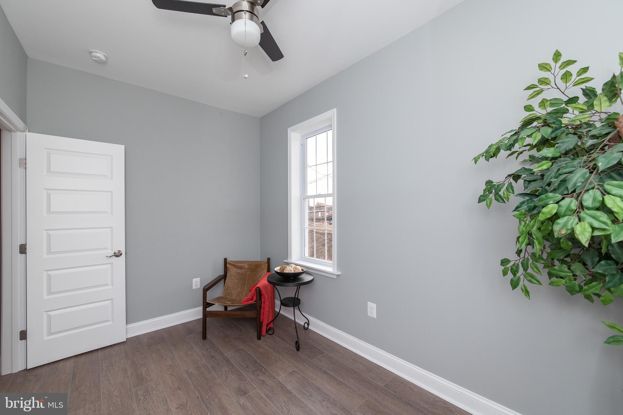 GREEKTOWN - Residential