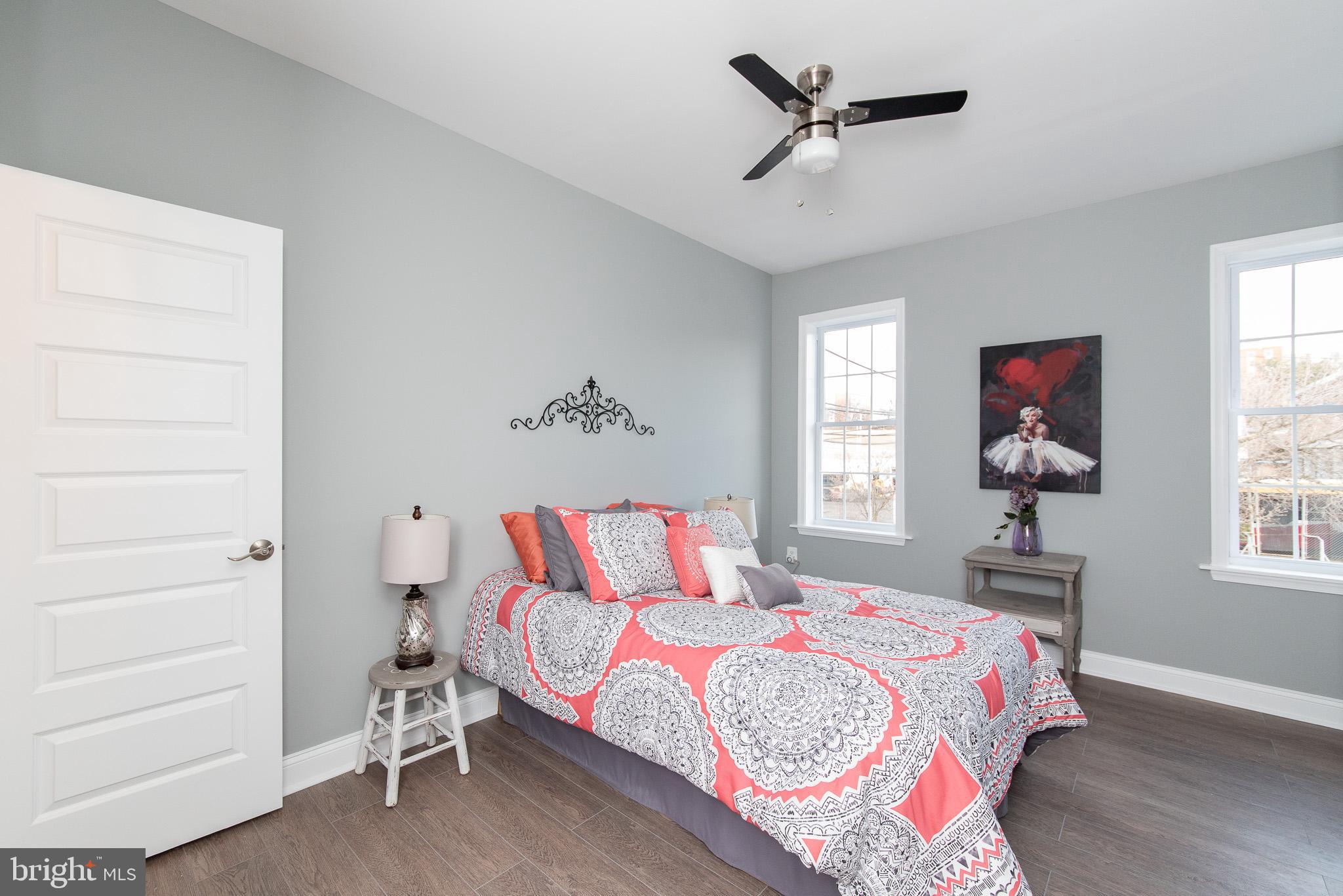 GREEKTOWN - Residential