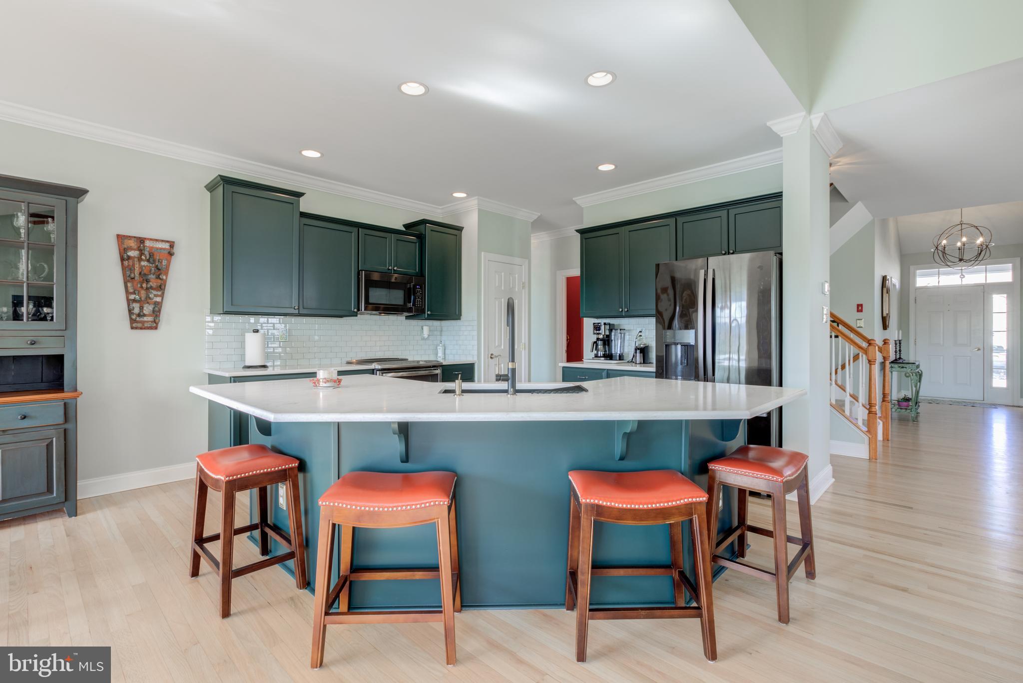 KNOB HILL FARMS - Residential