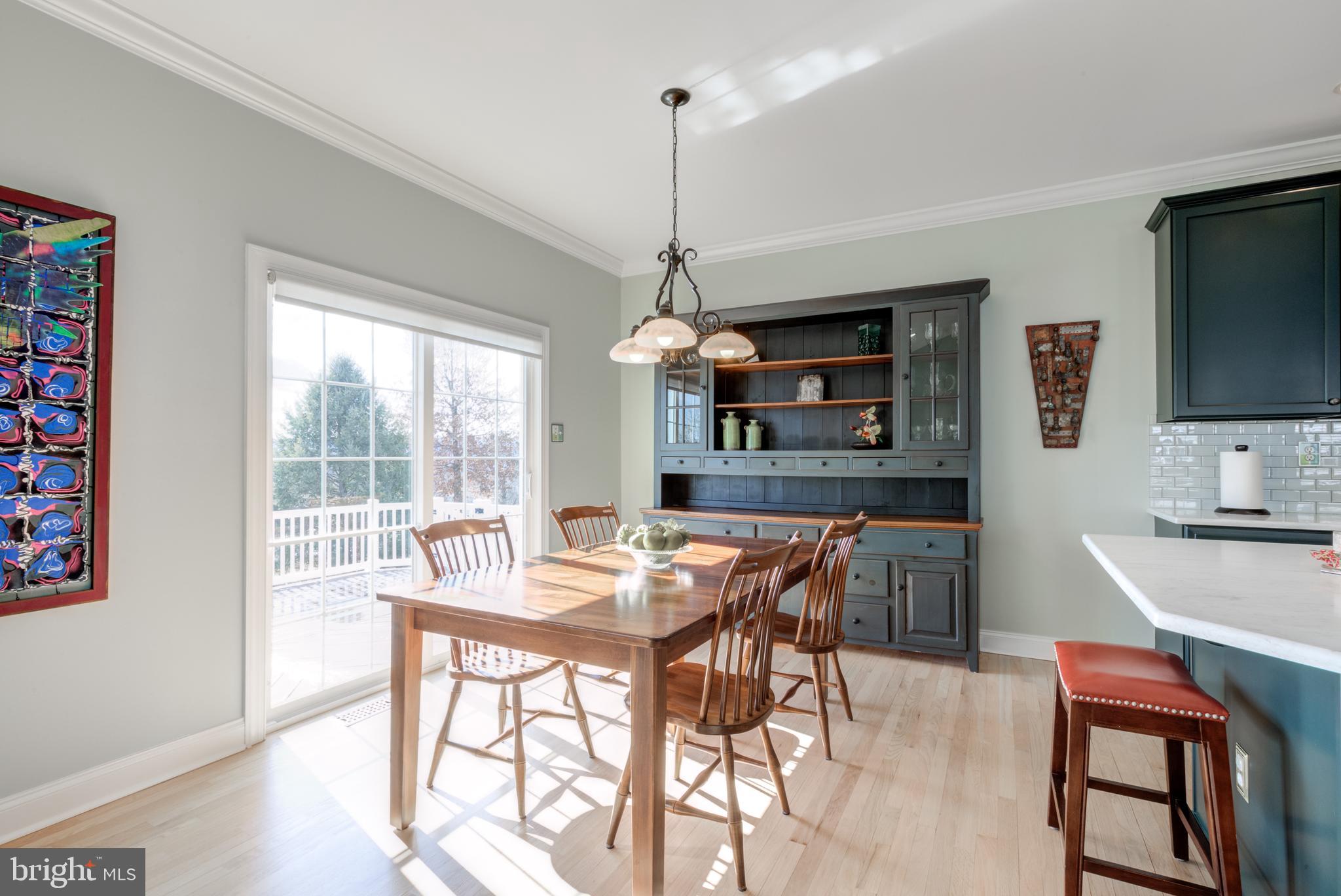 KNOB HILL FARMS - Residential