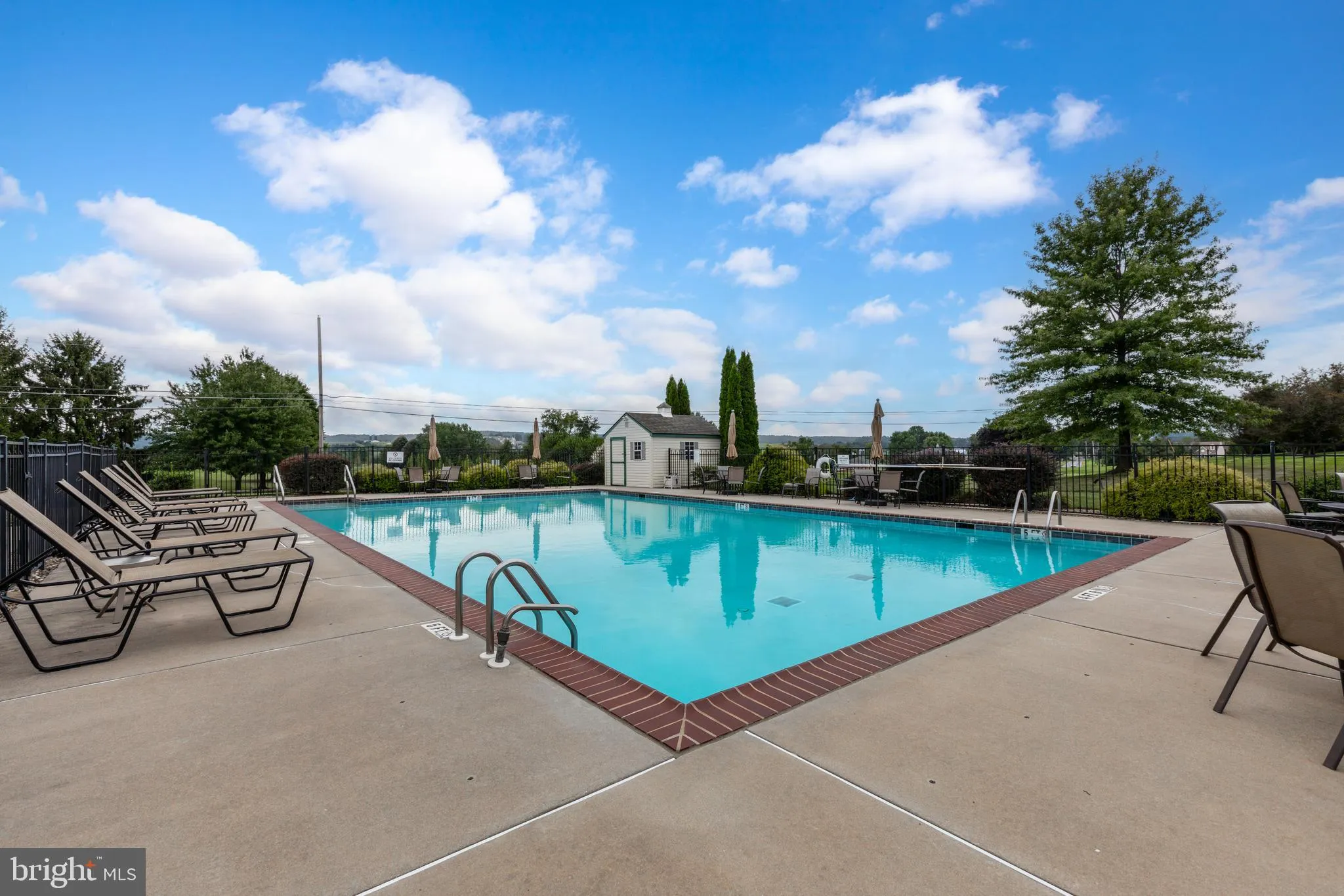 Honey Brook, Pennsylvania 19344, United States, 3 Bedrooms Bedrooms, ,5 BathroomsBathrooms,Residential,Pending,6011