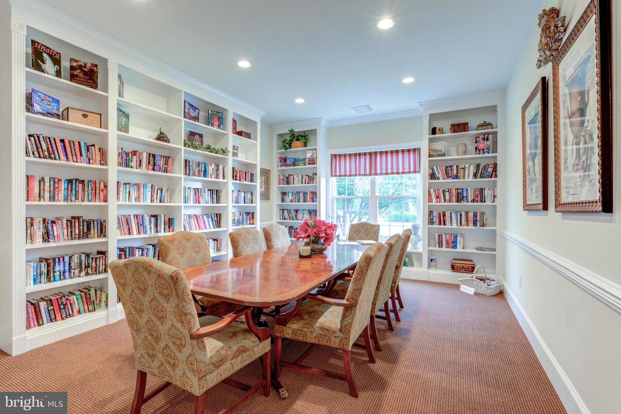 KNOB HILL FARMS - Residential