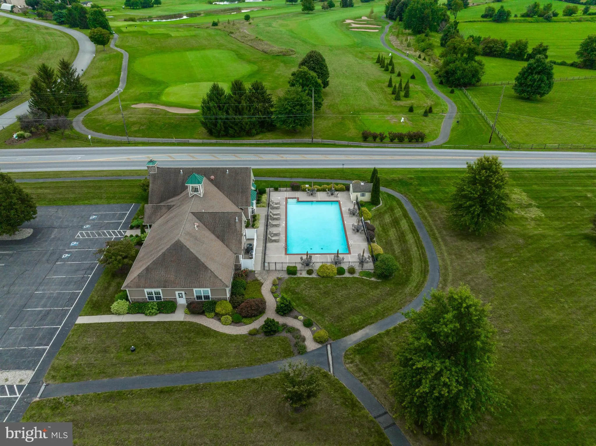 Honey Brook, Pennsylvania 19344, United States, 3 Bedrooms Bedrooms, ,5 BathroomsBathrooms,Residential,Pending,6011