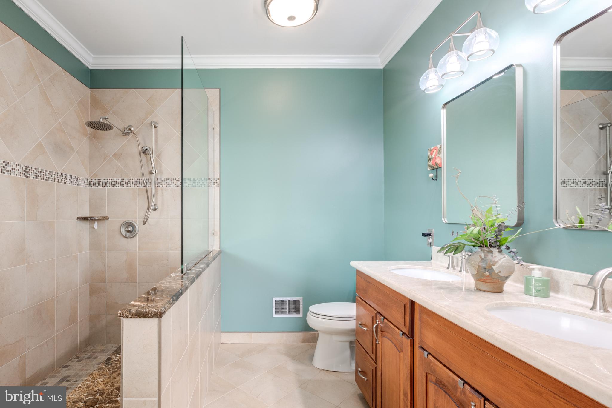 KNOB HILL FARMS - Residential