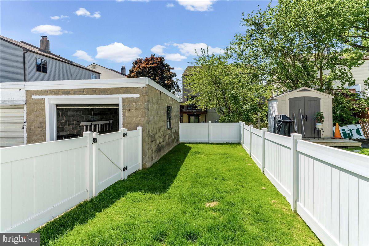 DREXEL HILL - Residential