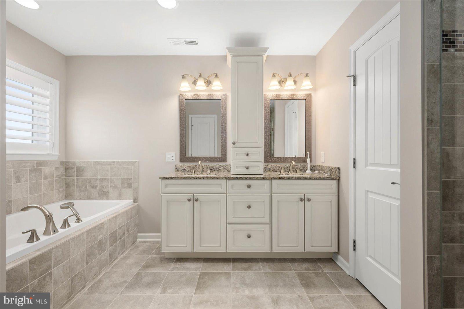 LITTLE SALISBURY - Residential