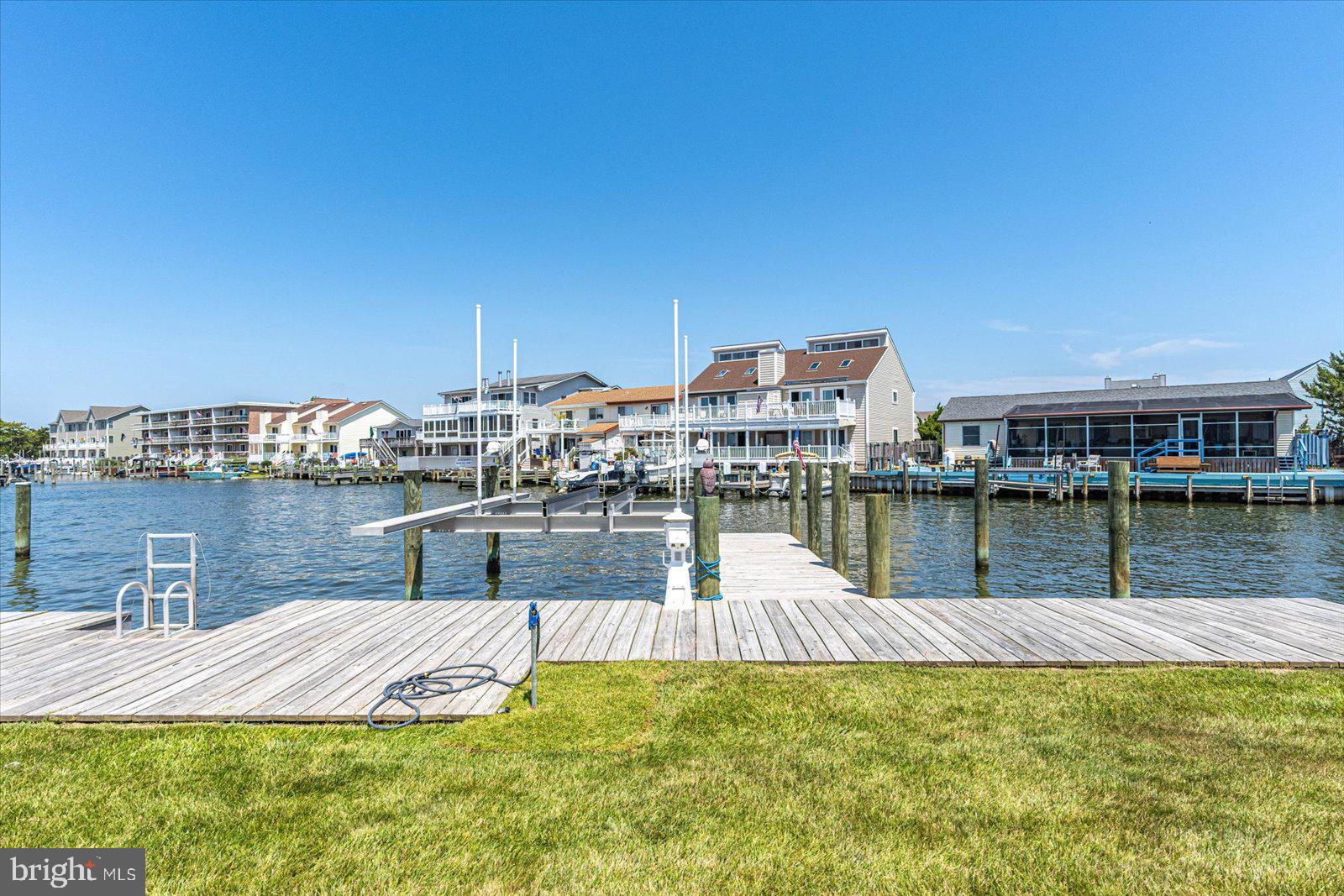 LITTLE SALISBURY - Residential