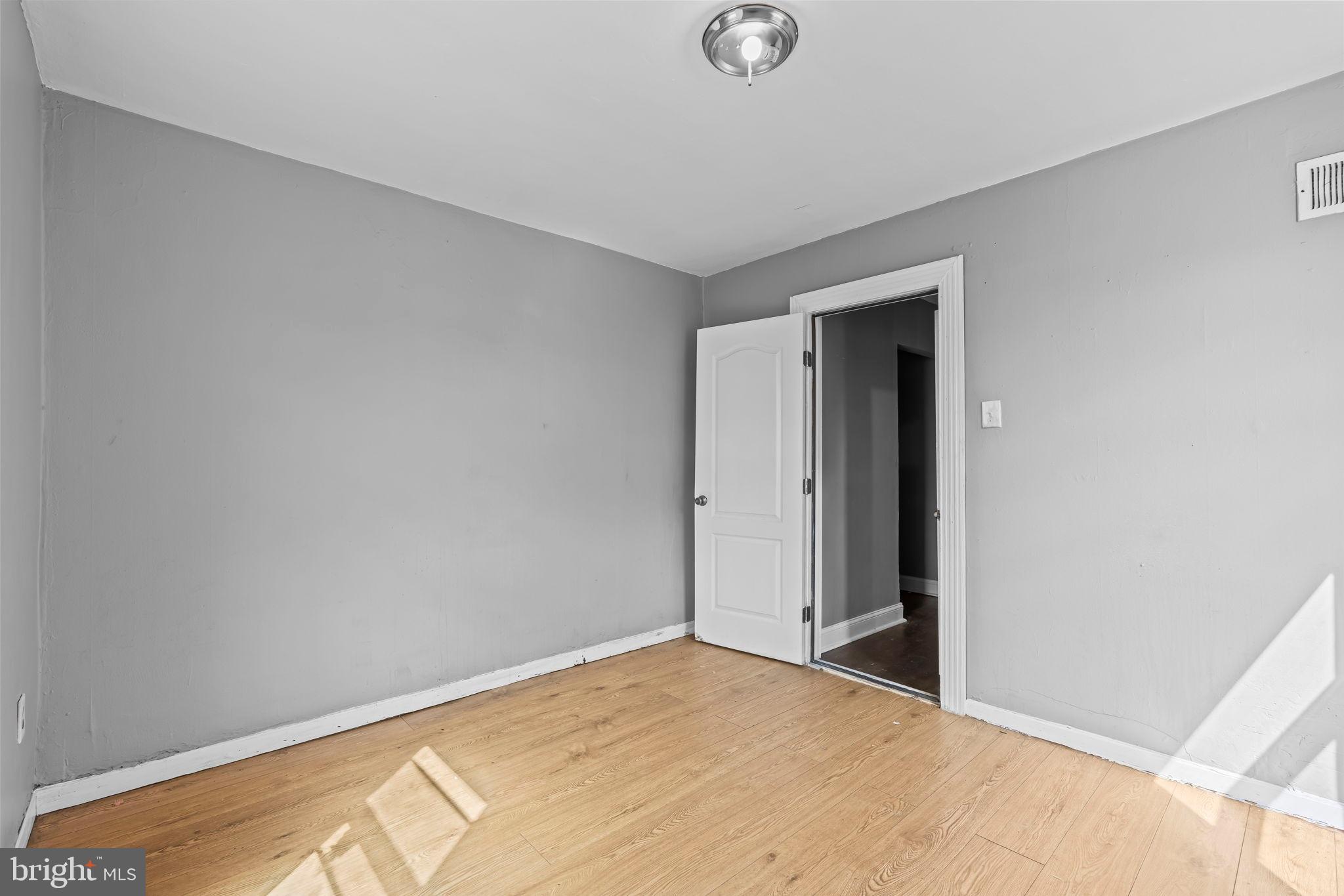 RITCHIE HEIGHTS - Residential