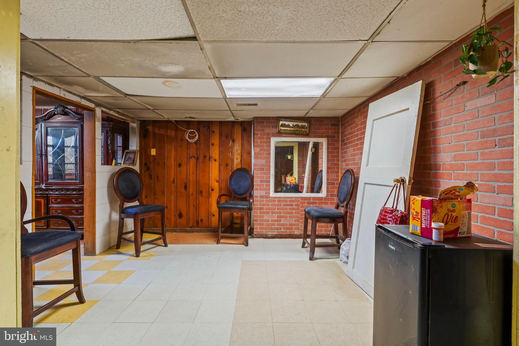 RITCHIE HEIGHTS - Residential