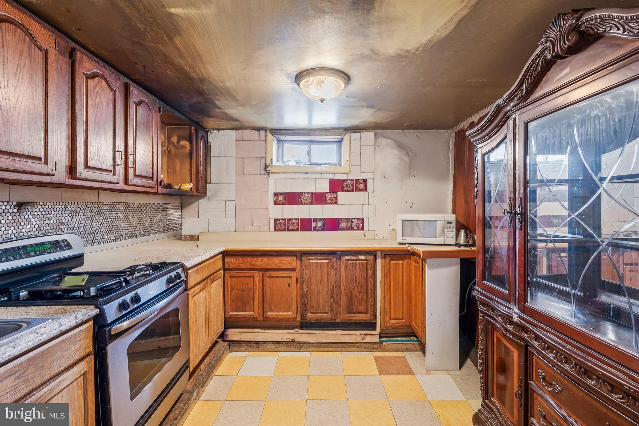 RITCHIE HEIGHTS - Residential