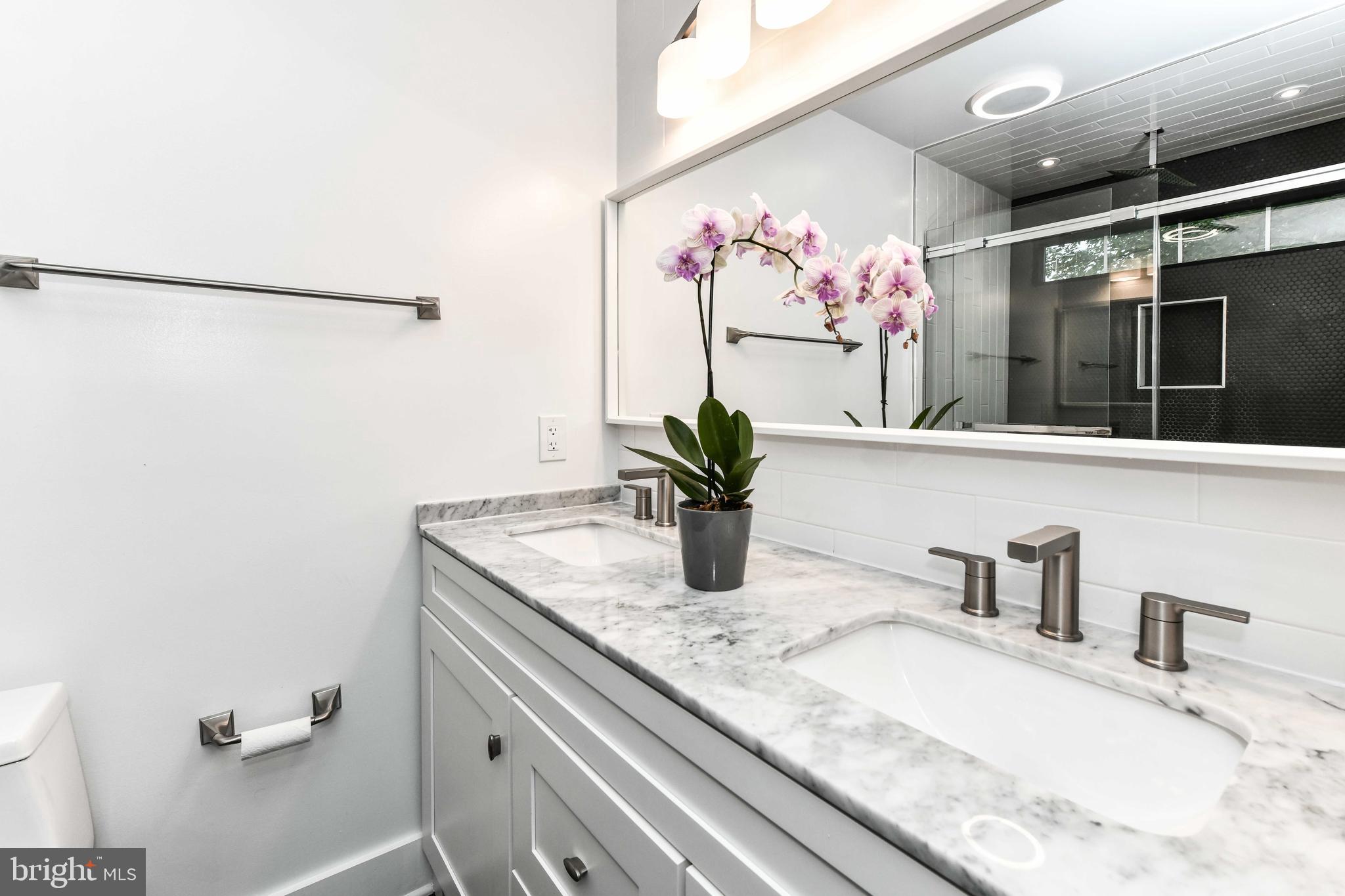 CLAREMONT - Residential Lease