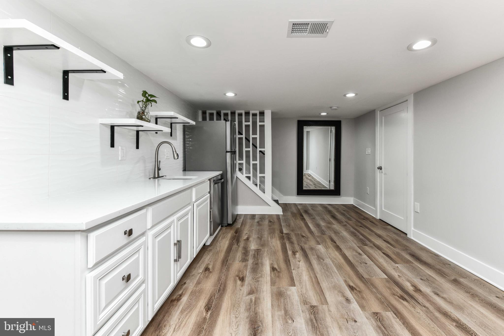 CLAREMONT - Residential Lease