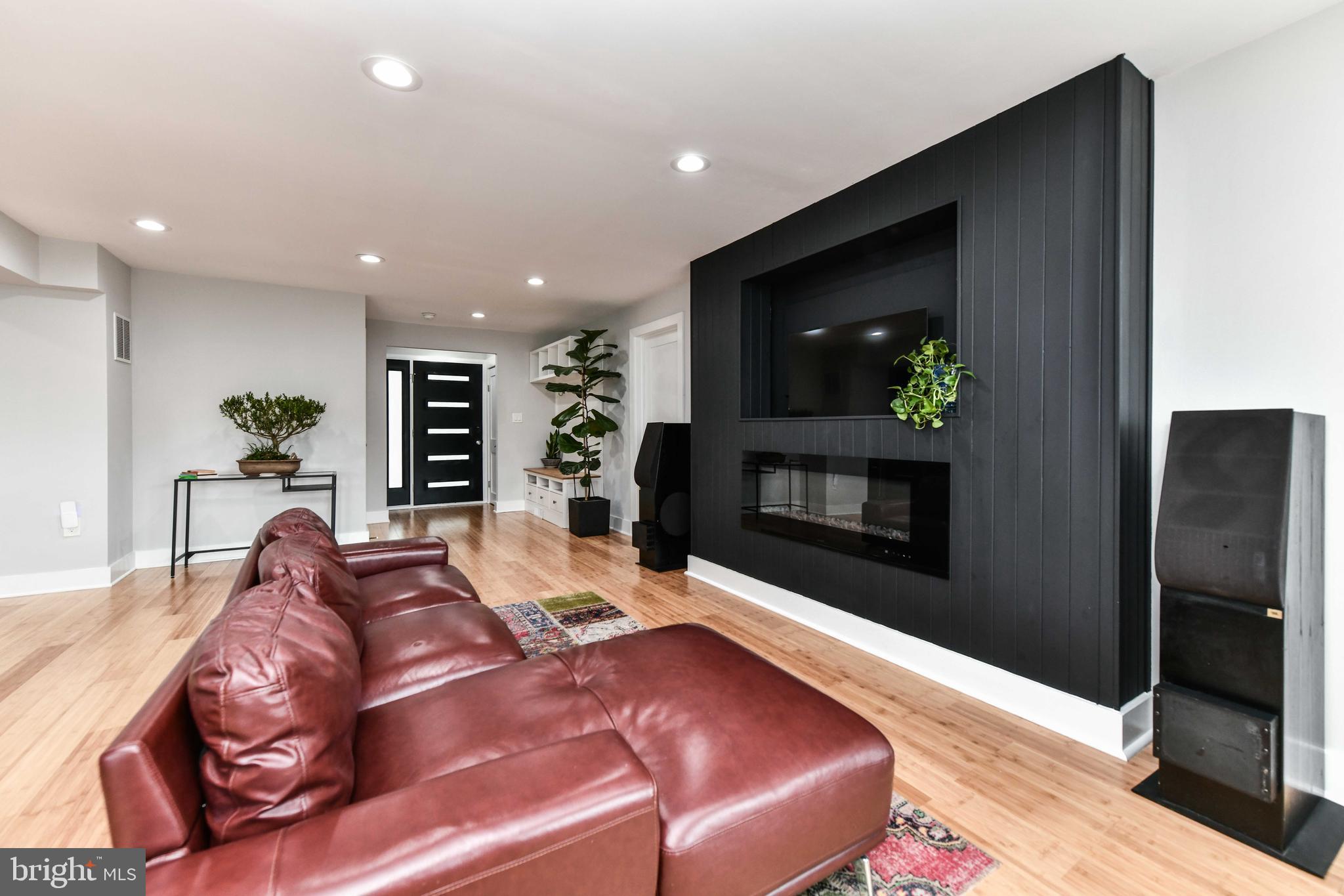 CLAREMONT - Residential Lease