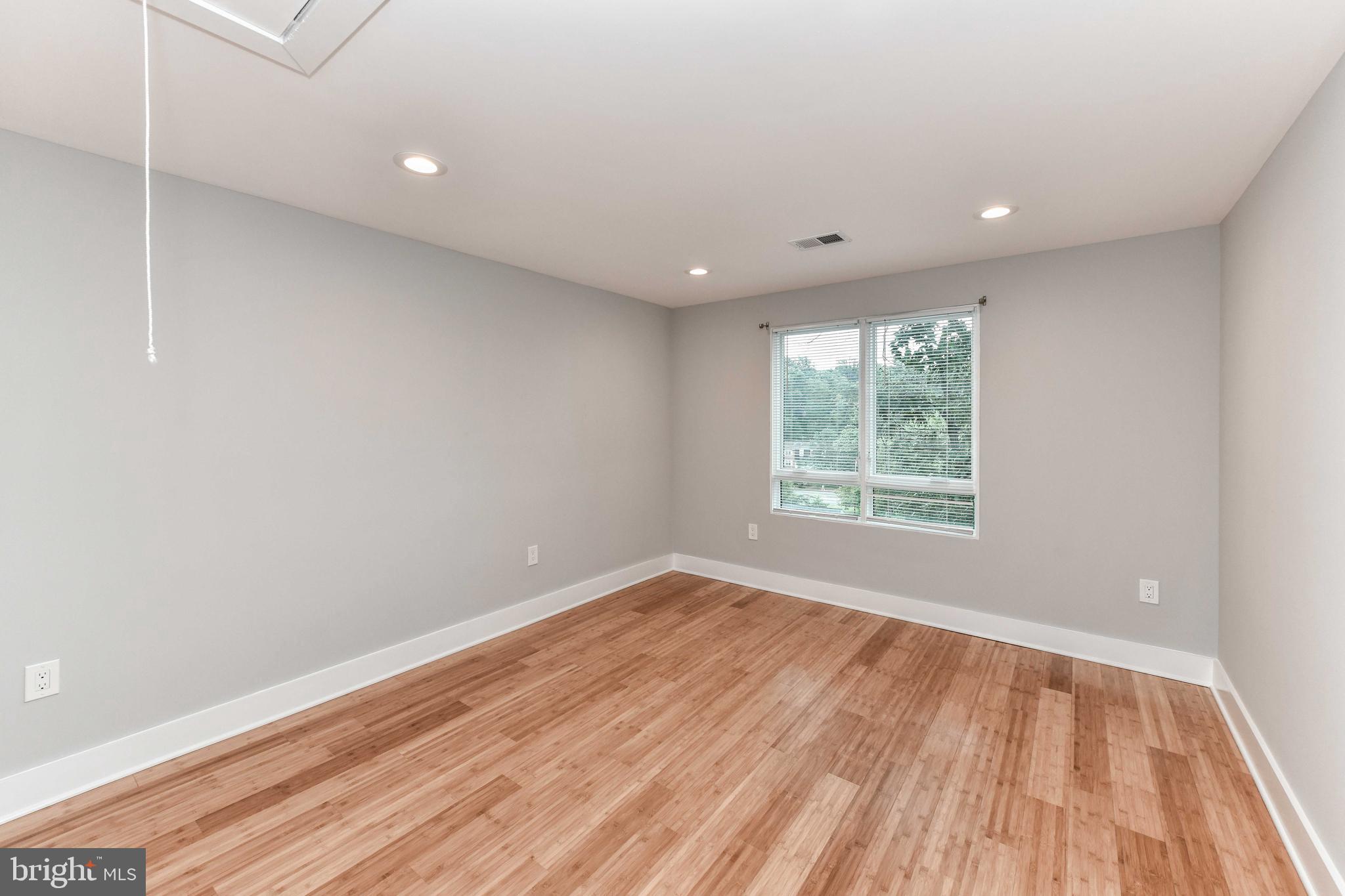 CLAREMONT - Residential Lease