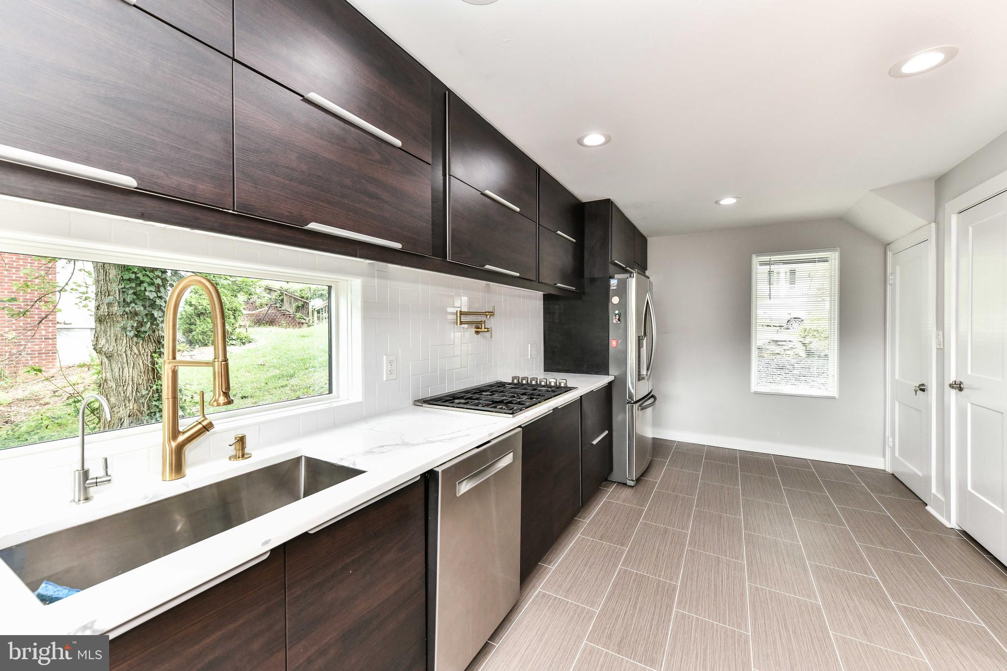 CLAREMONT - Residential Lease