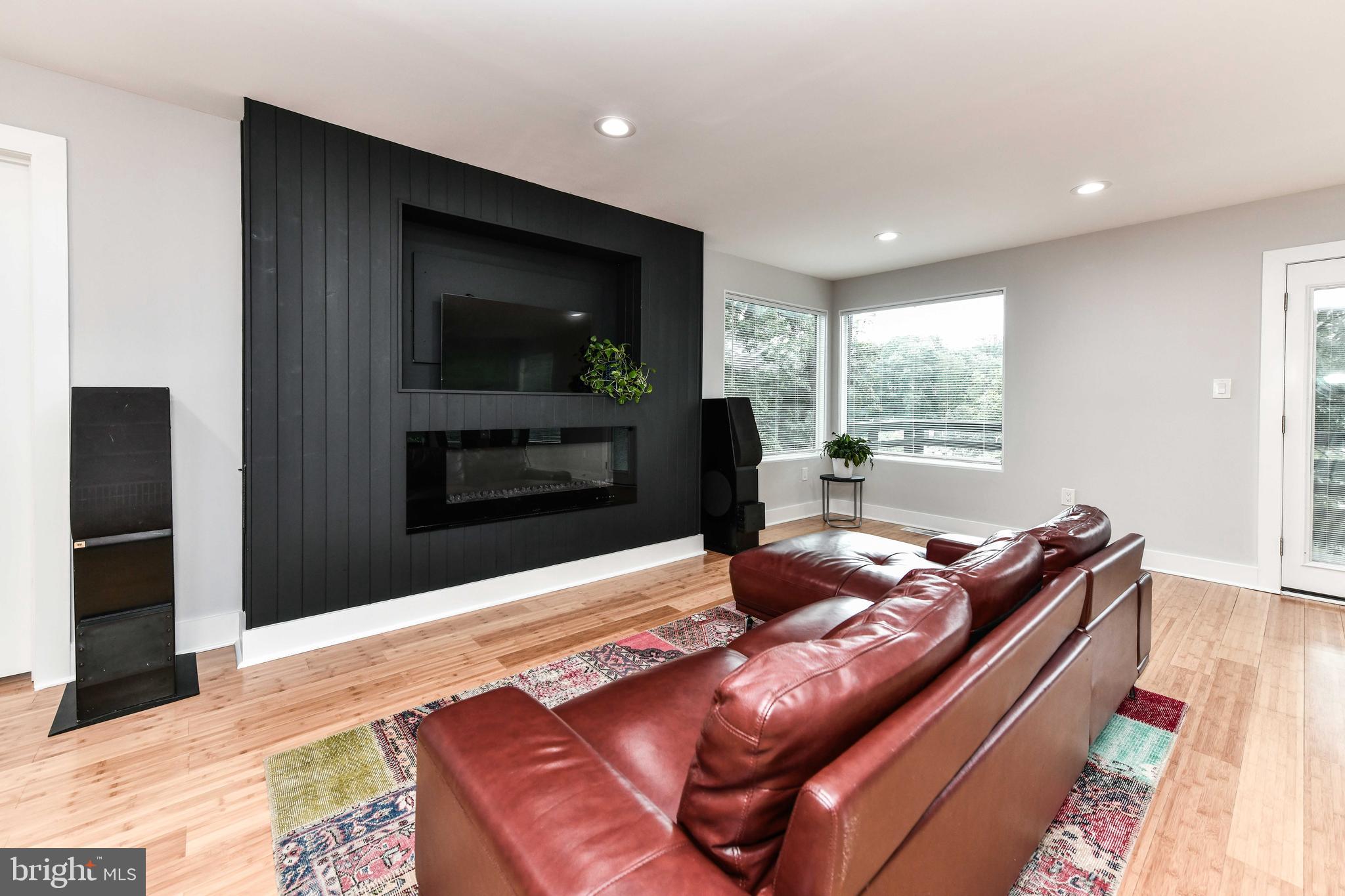 CLAREMONT - Residential Lease