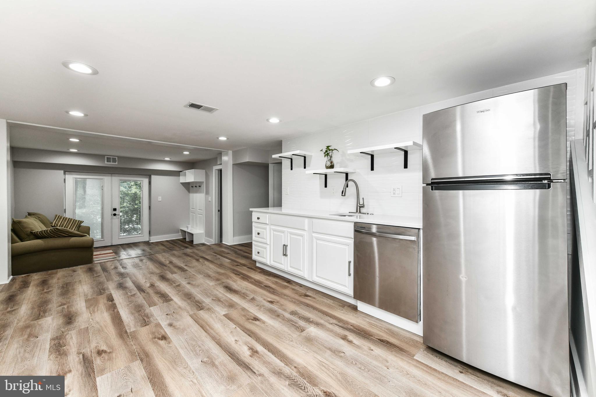 CLAREMONT - Residential Lease