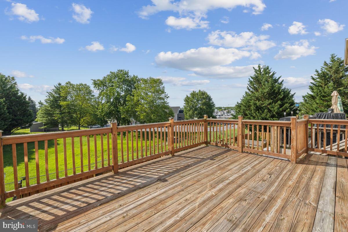 PARKVIEW MANOR - Residential