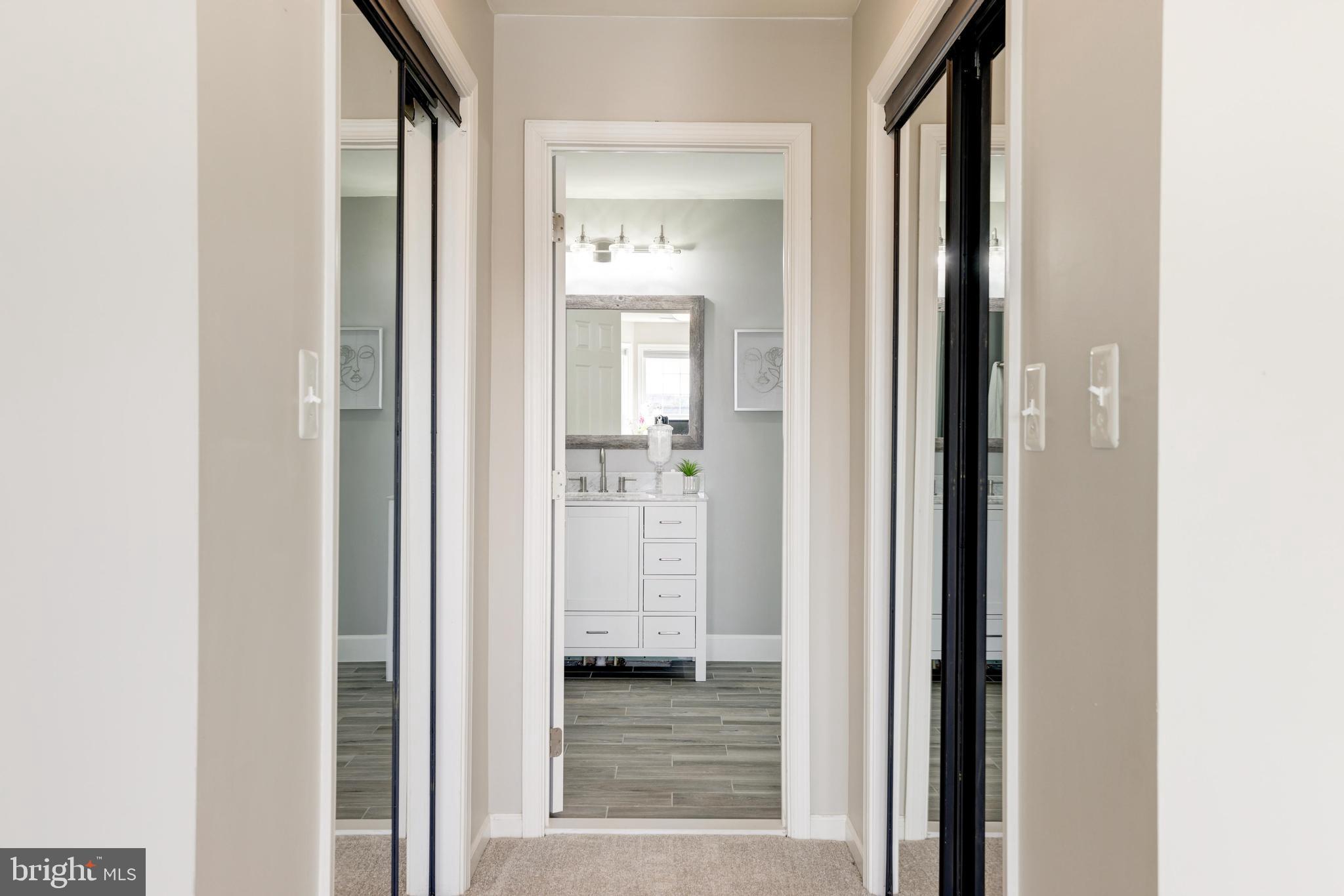 RIVER CREEK - Residential