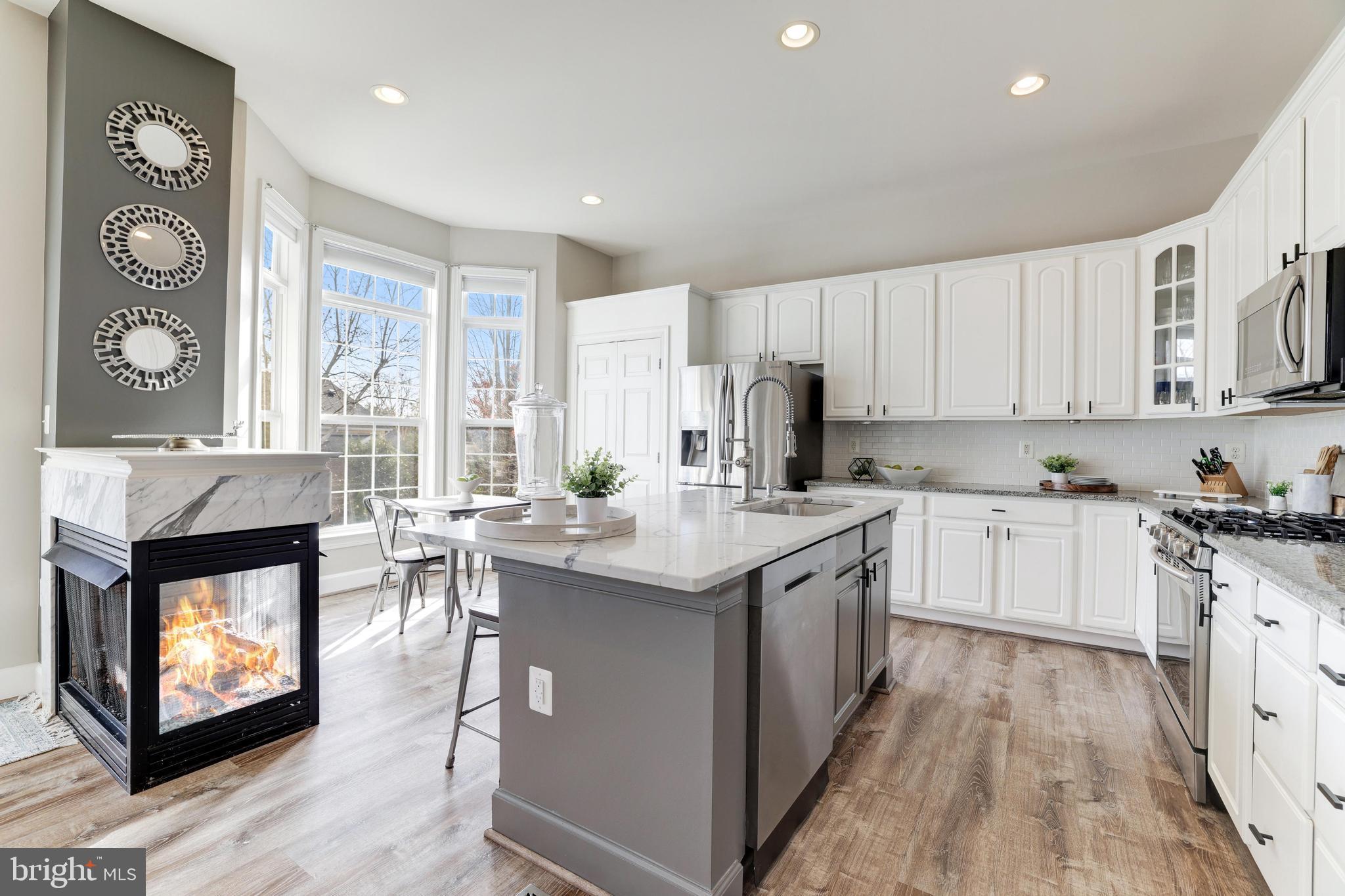 RIVER CREEK - Residential