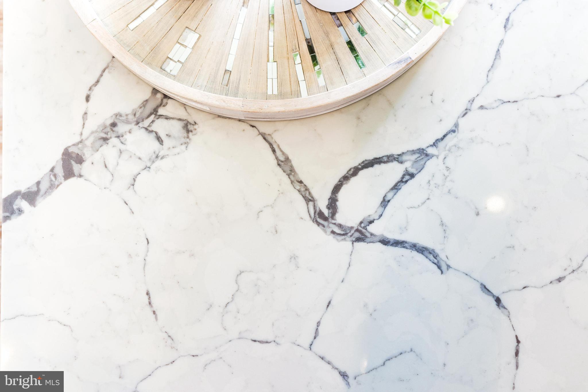 RIVER CREEK - Residential