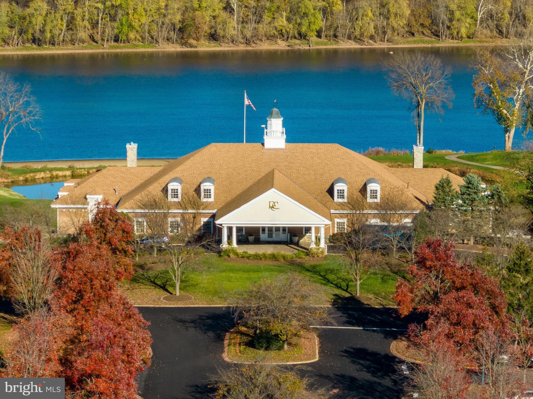 RIVER CREEK - Residential