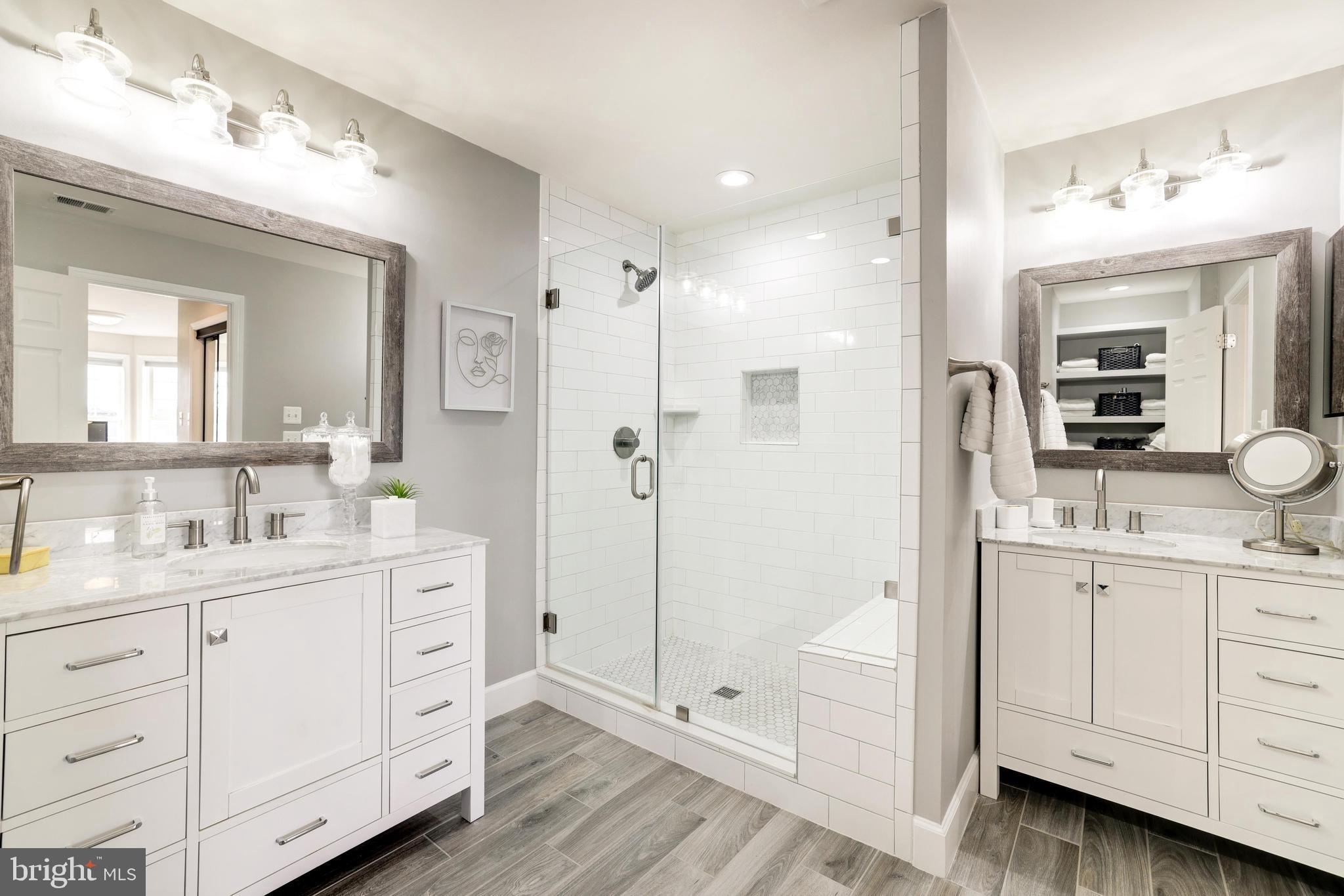 RIVER CREEK - Residential