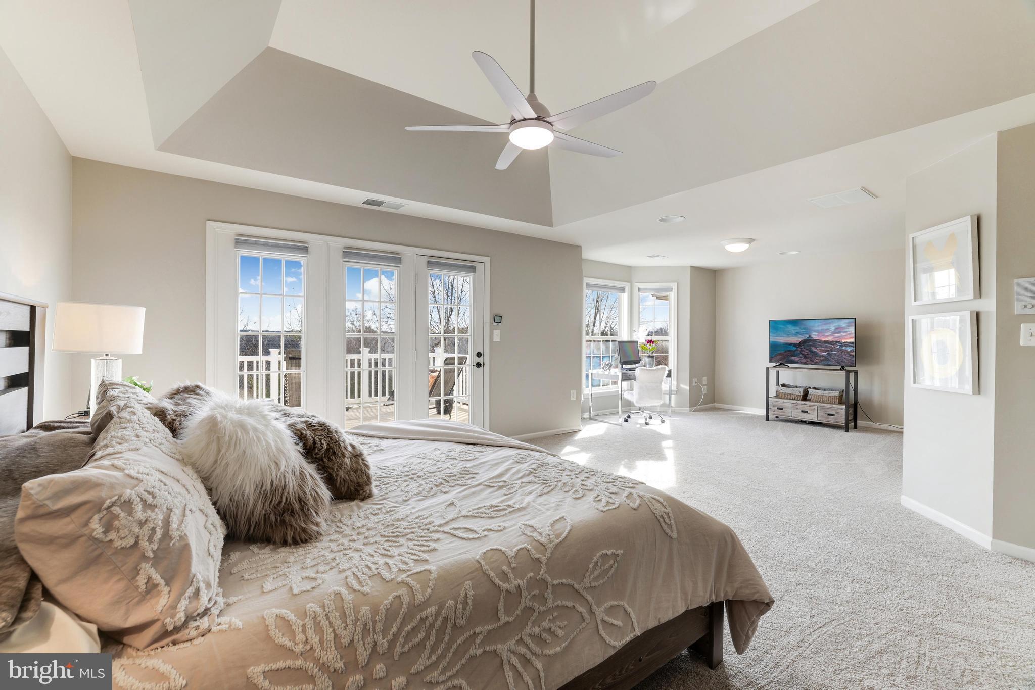 RIVER CREEK - Residential