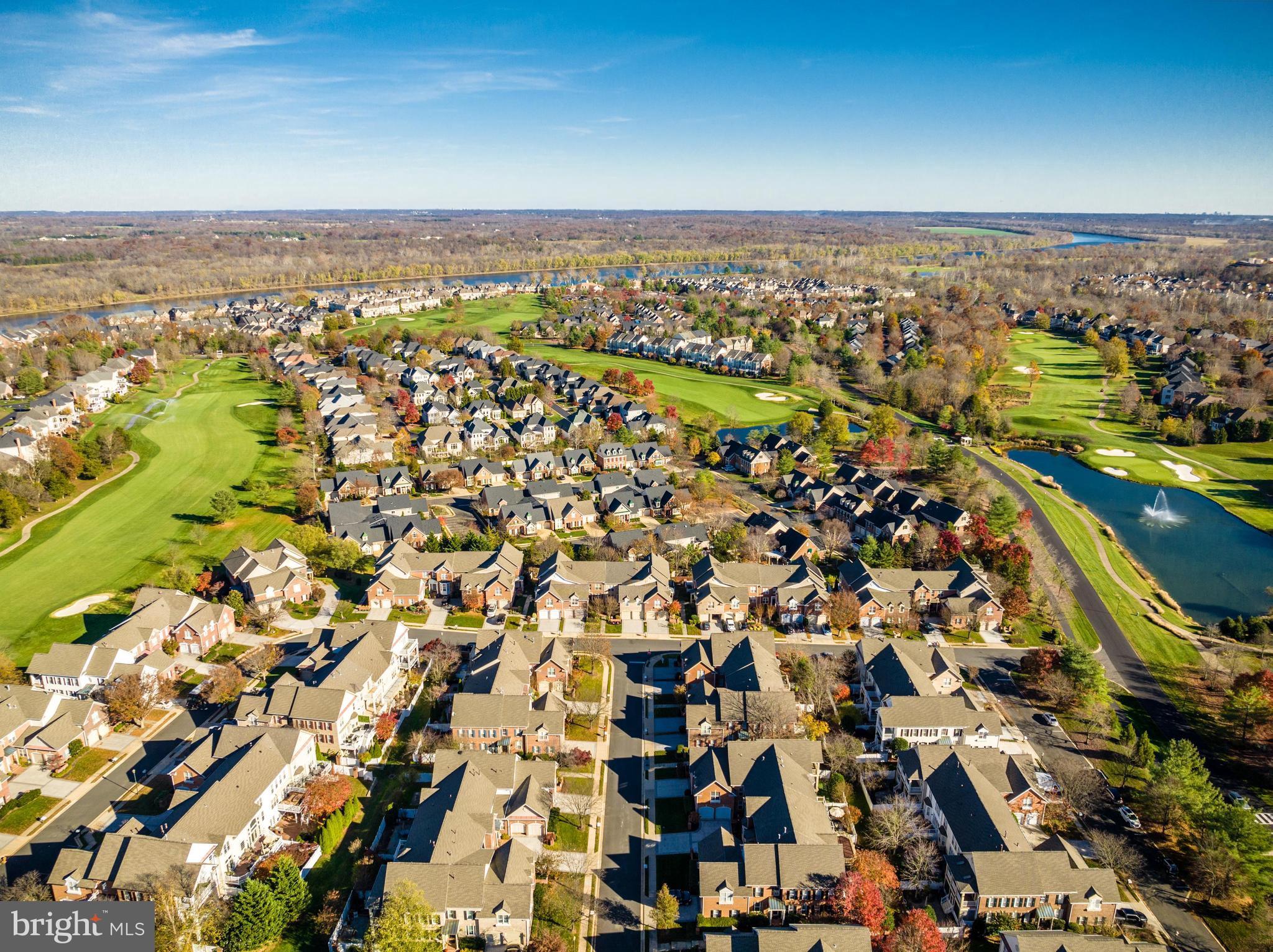 RIVER CREEK - Residential