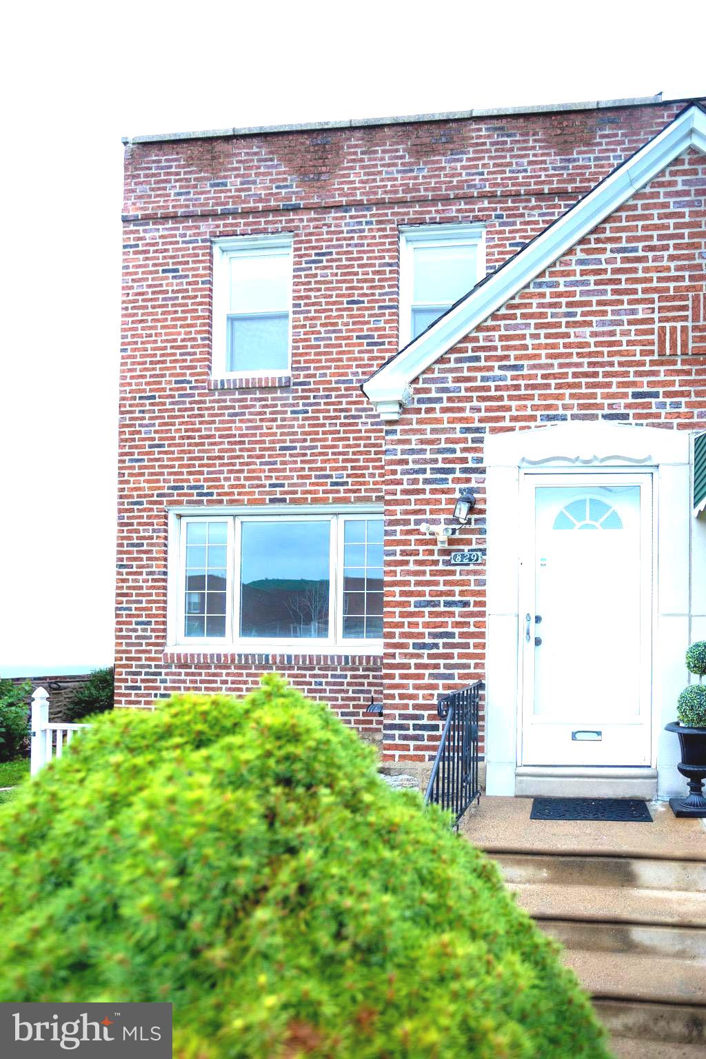 829 DISSTON STREET