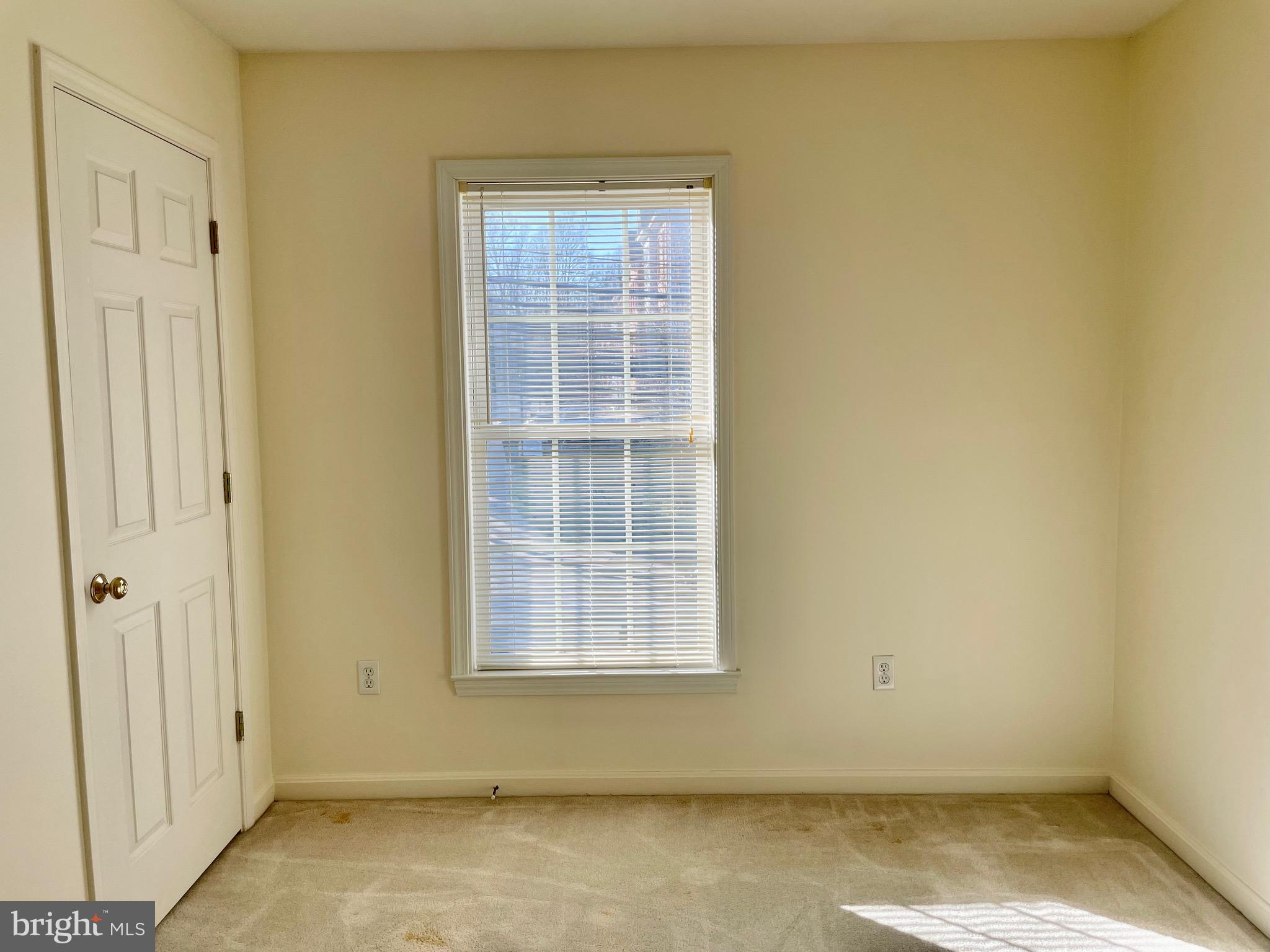 GAITHERSBURG OUTSIDE - Residential