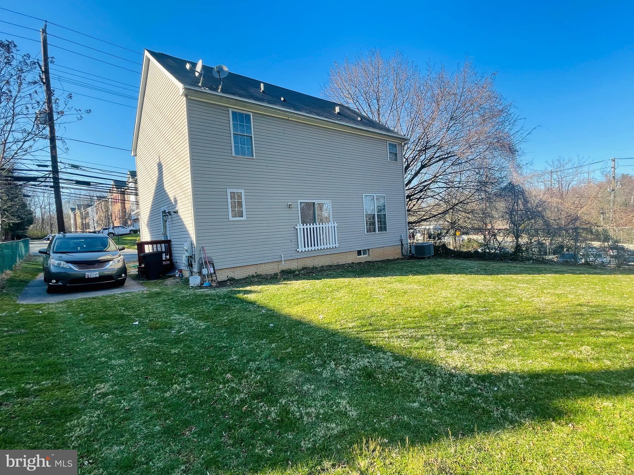 GAITHERSBURG OUTSIDE - Residential