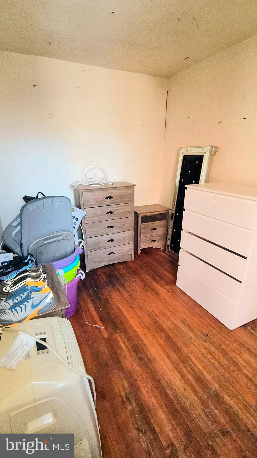 PHILADELPHIA - Residential