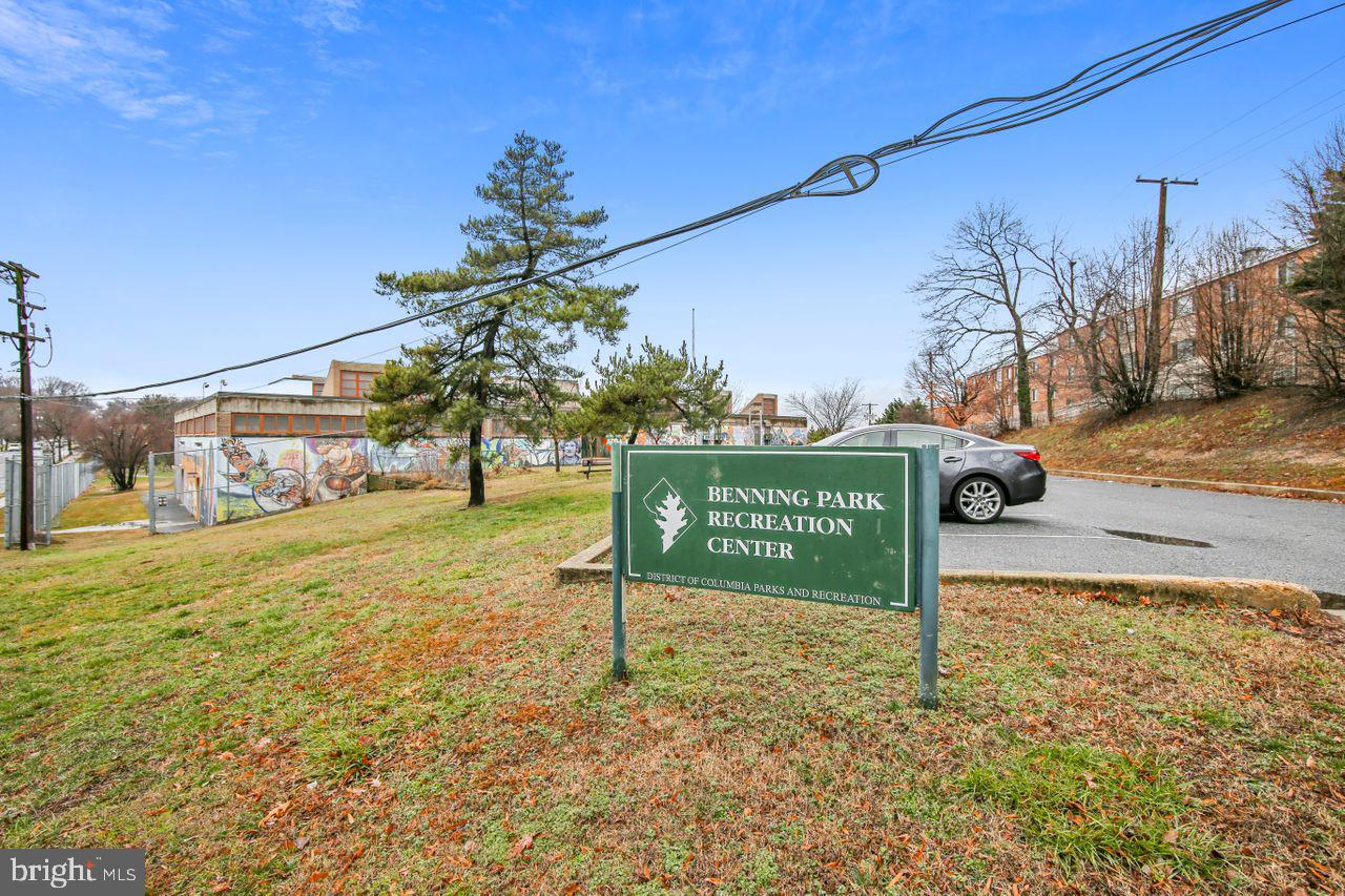 DEANWOOD - Residential