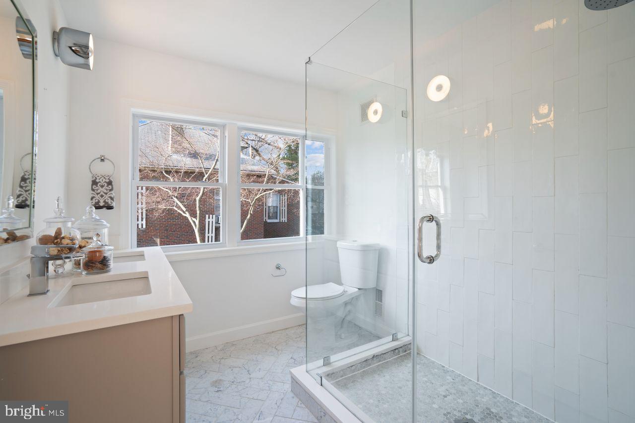 DEANWOOD - Residential