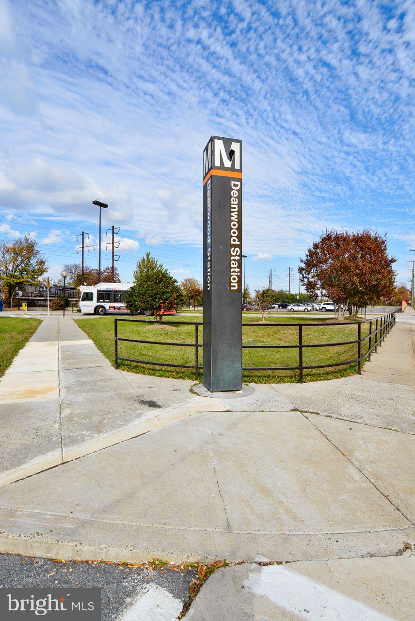 DEANWOOD - Residential