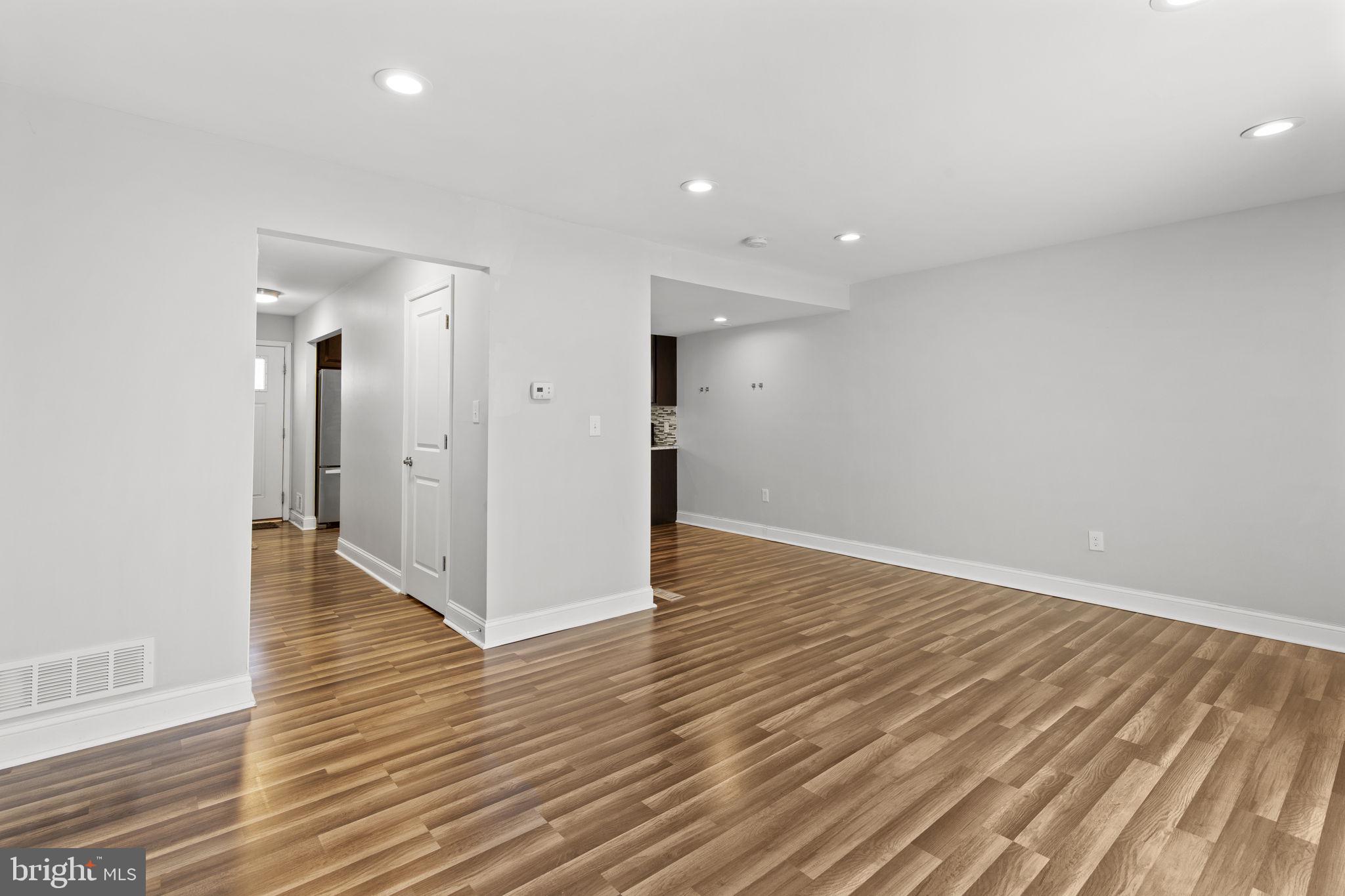 DONCASTER VILLAGE - Residential