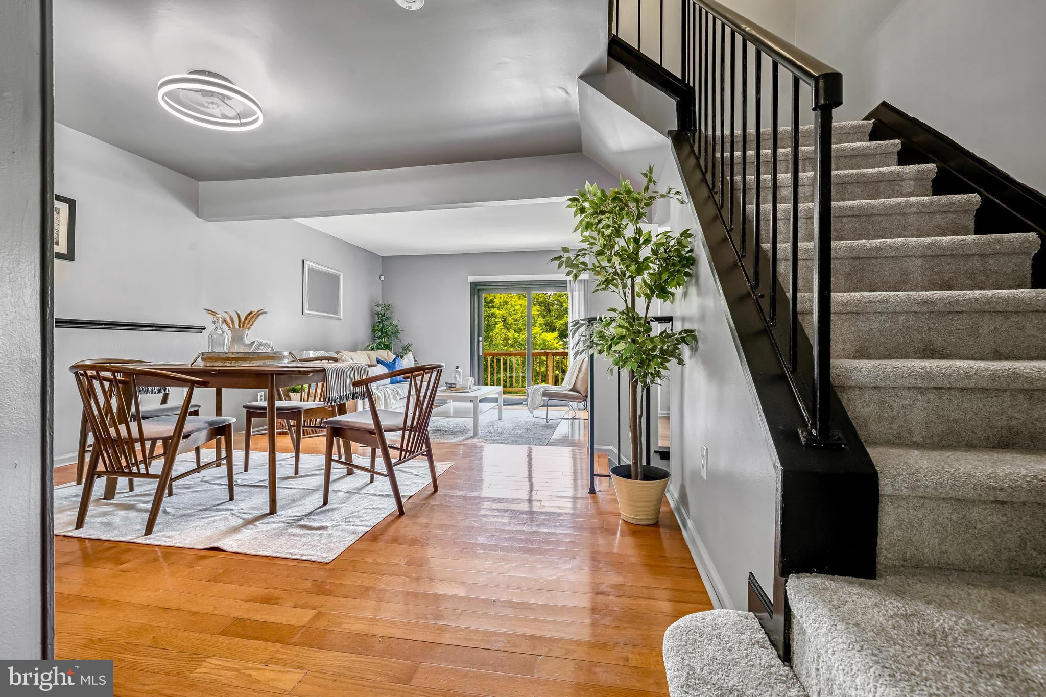 3818 ANGELTON COURT