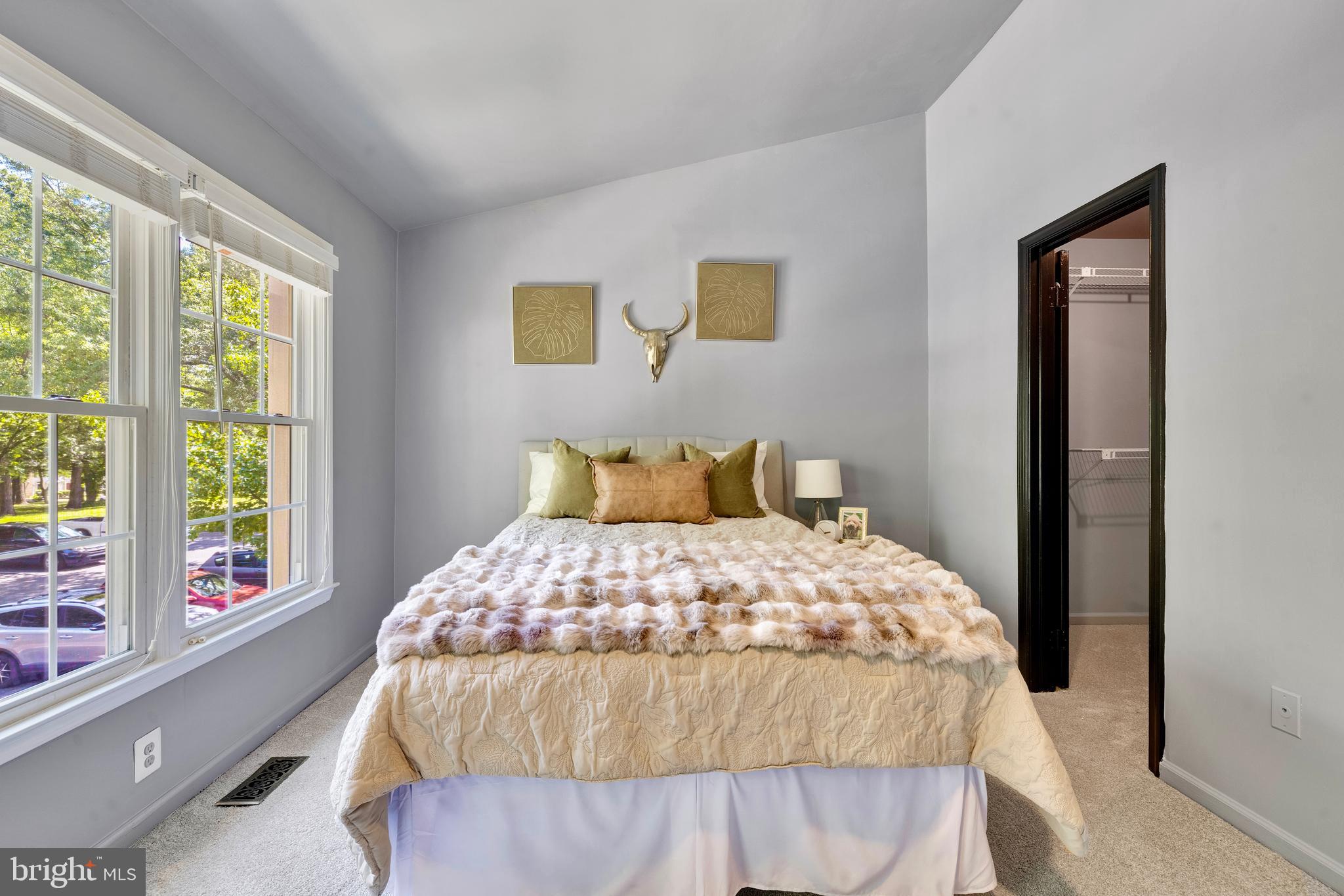 SILVER SPRING CNTRY CLUB - Residential