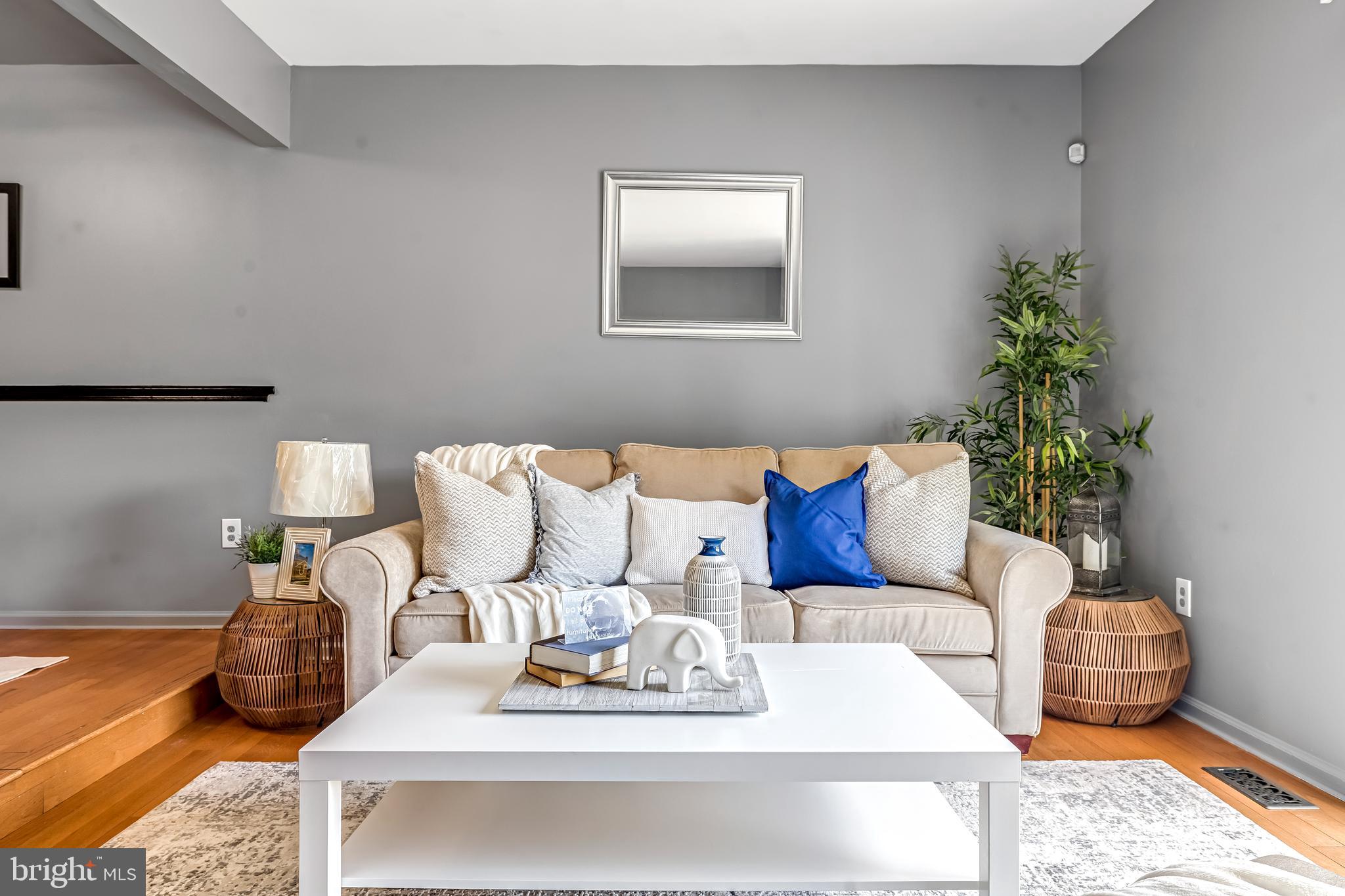 SILVER SPRING CNTRY CLUB - Residential