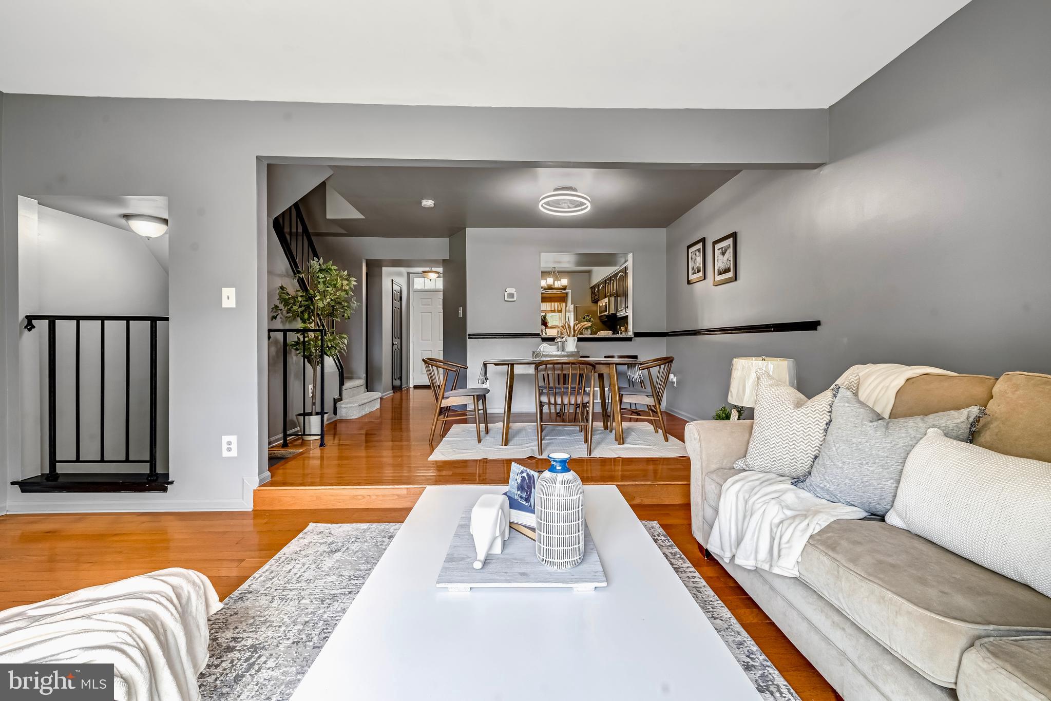 SILVER SPRING CNTRY CLUB - Residential