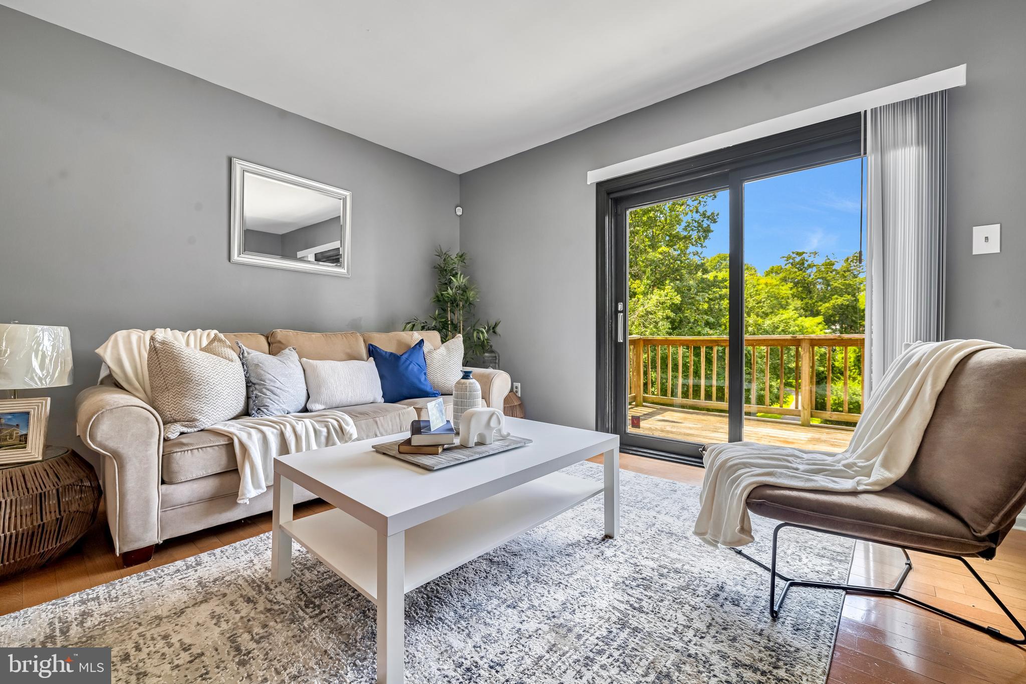 SILVER SPRING CNTRY CLUB - Residential