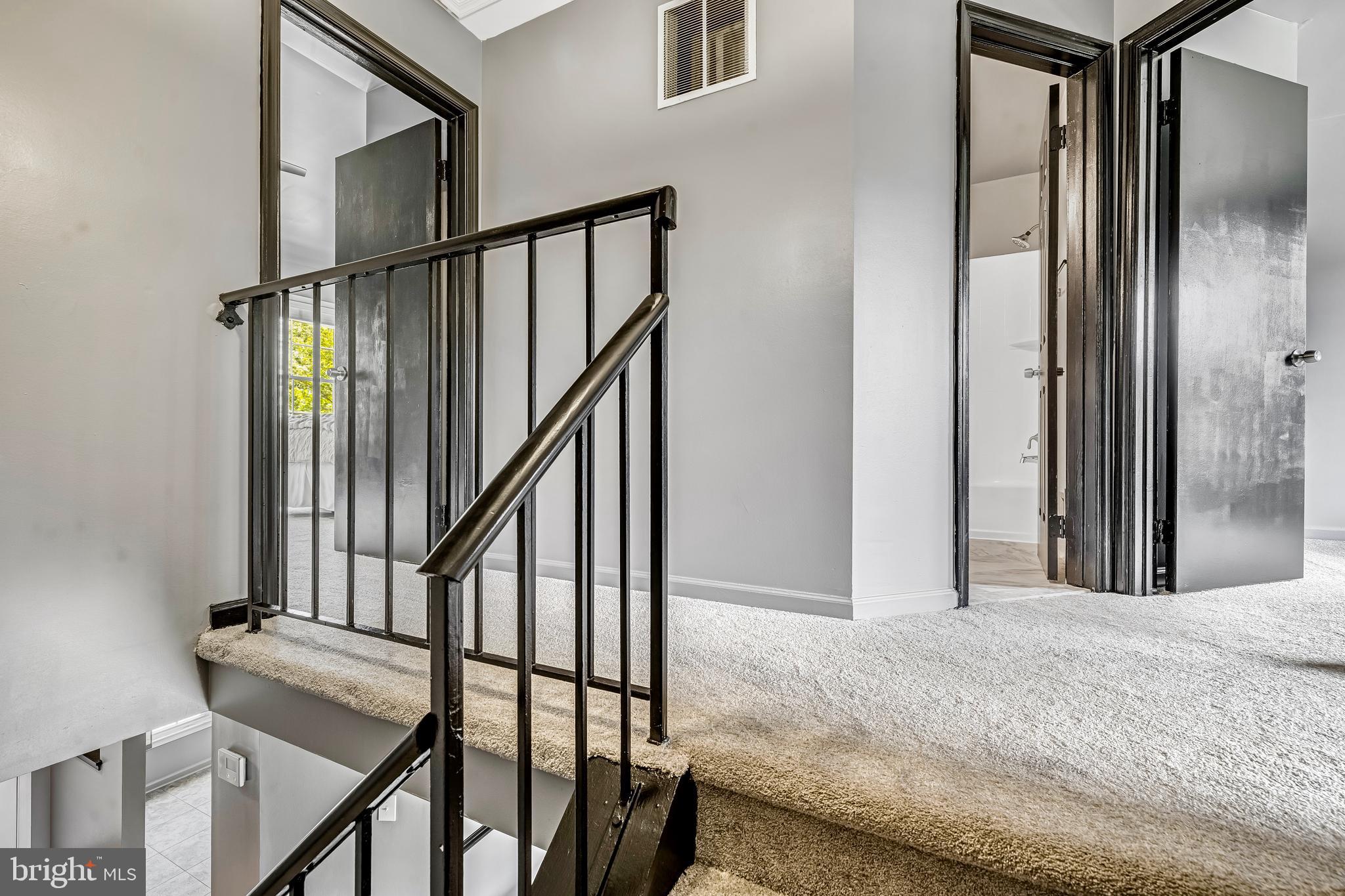 SILVER SPRING CNTRY CLUB - Residential