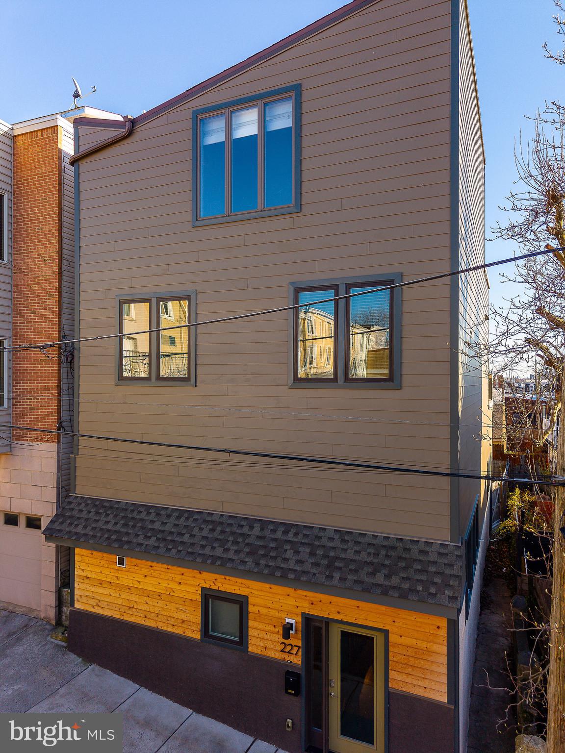 MANAYUNK - Residential