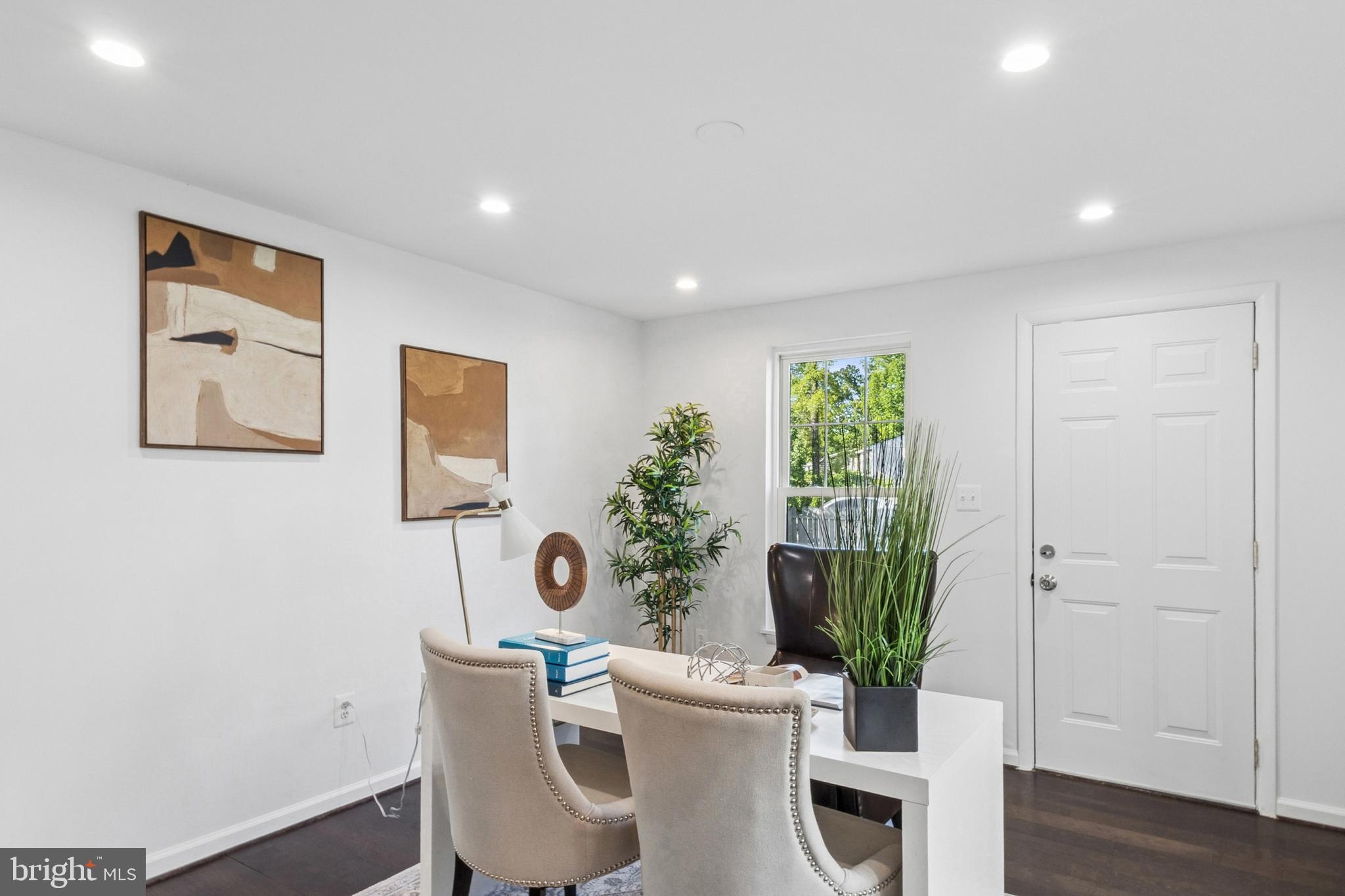 WINDBROOK - Residential