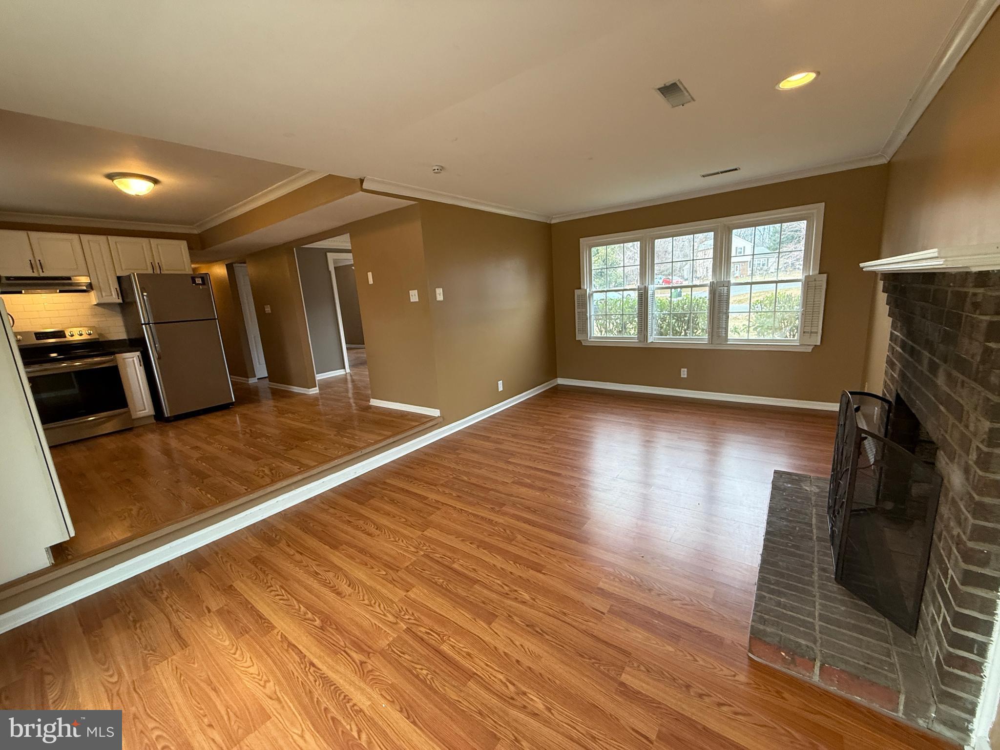 CHANCELLOR GARDENS - Residential Lease