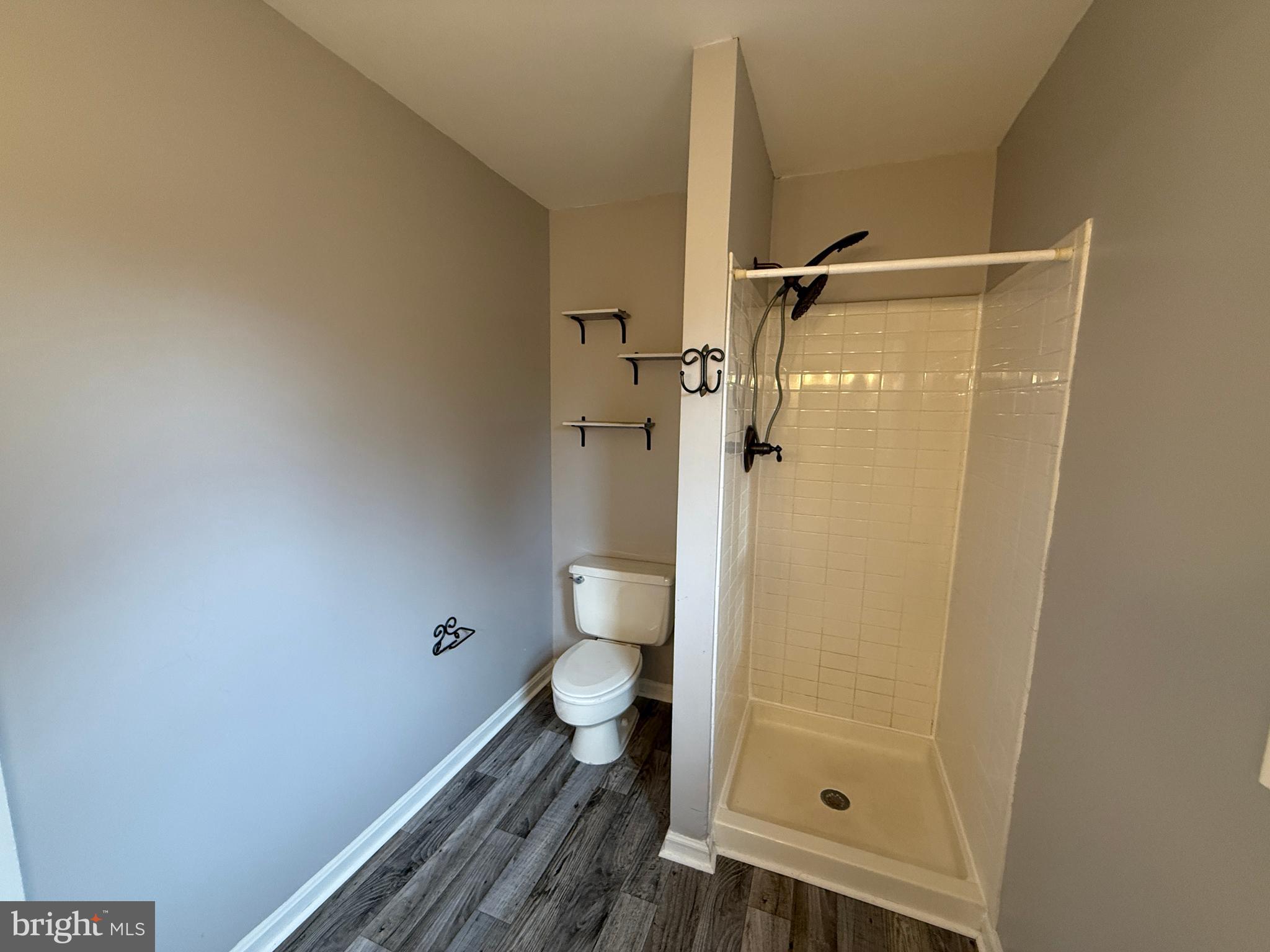 CHANCELLOR GARDENS - Residential Lease