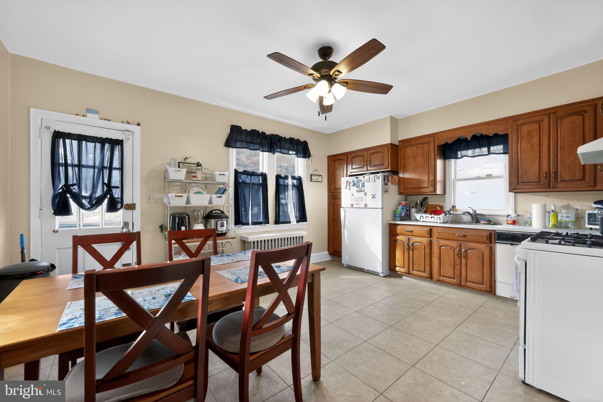 RHAWNHURST - Residential